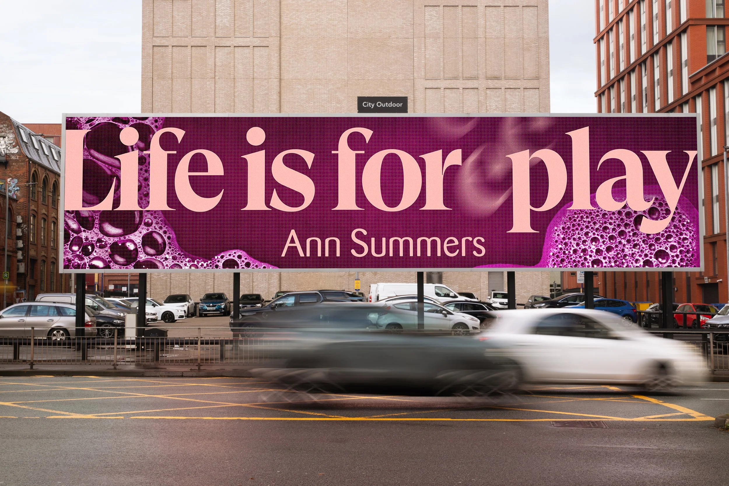 Manchester Canvas - Bubbles (1).jpg