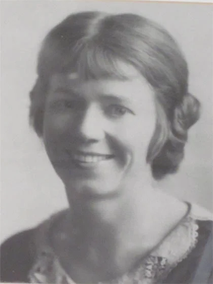 Fannie-420x550.jpg