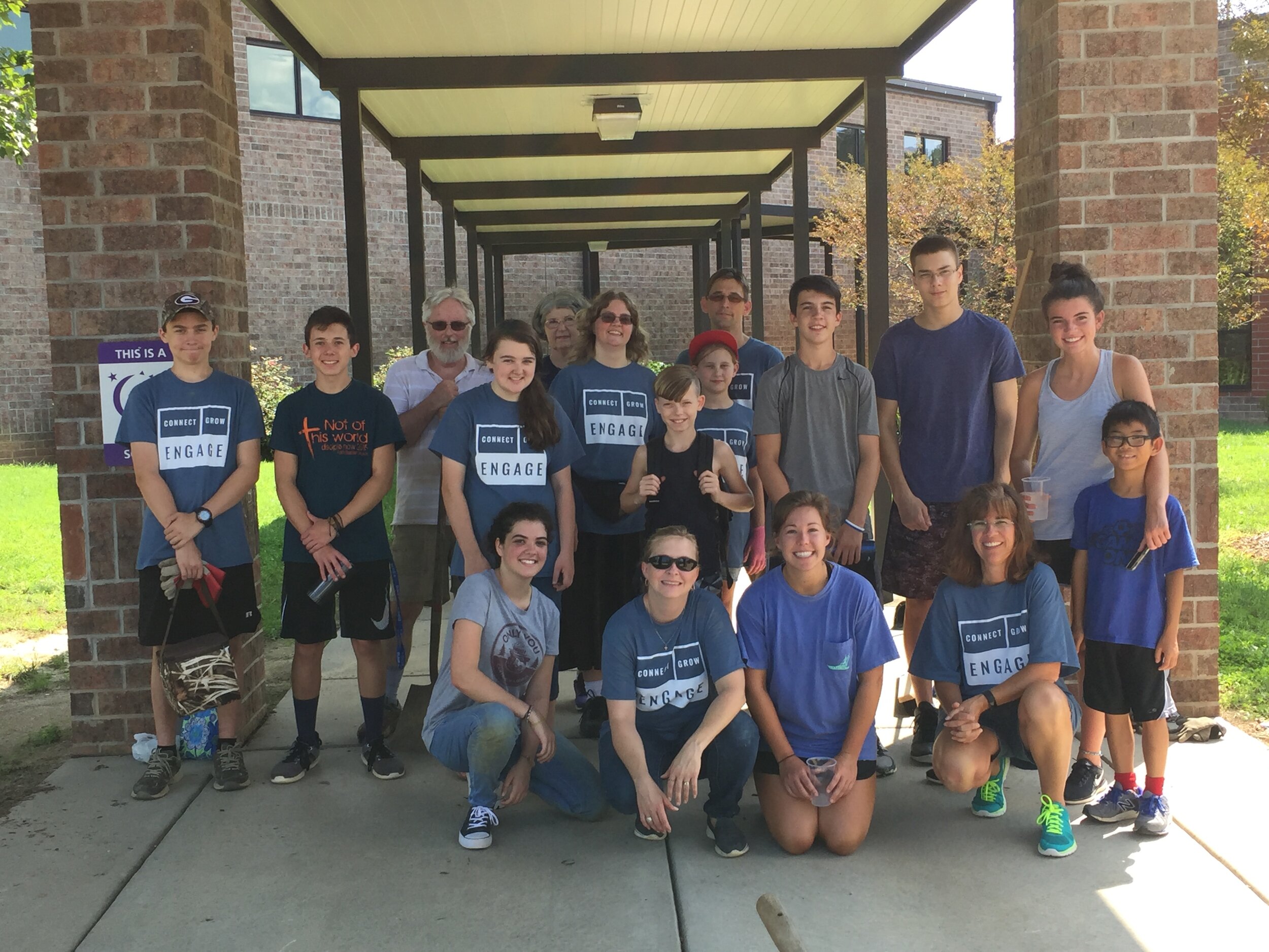 Our volunteers serving Long Mill Elementary in 2018.
