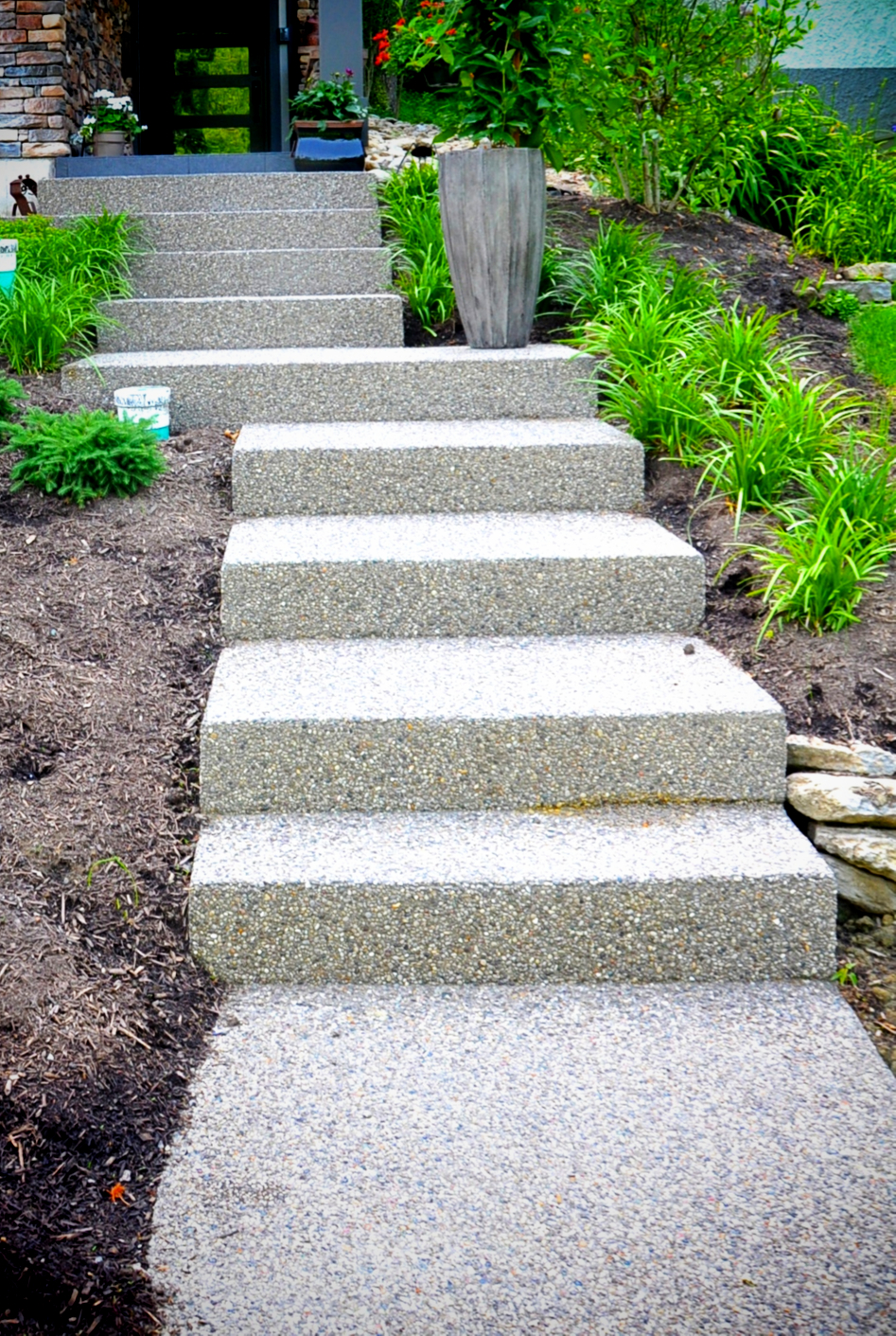 Exposed Aggregate Steps.jpg