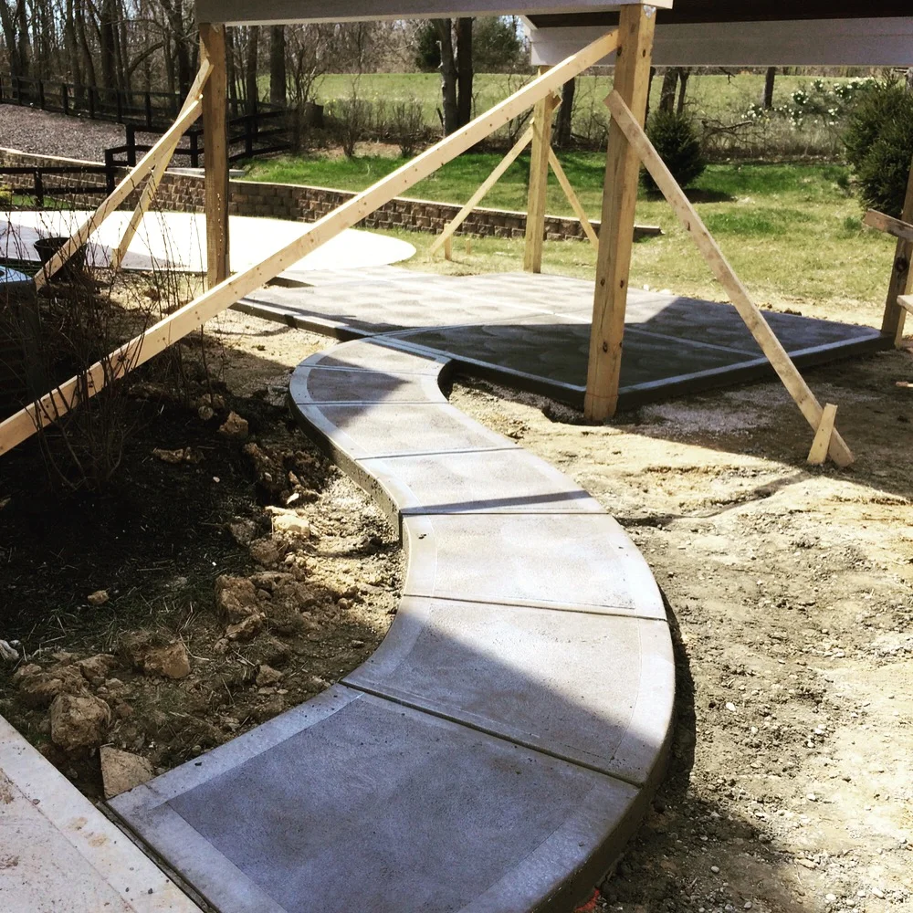 Traditional Concrete Rear Sidewalk