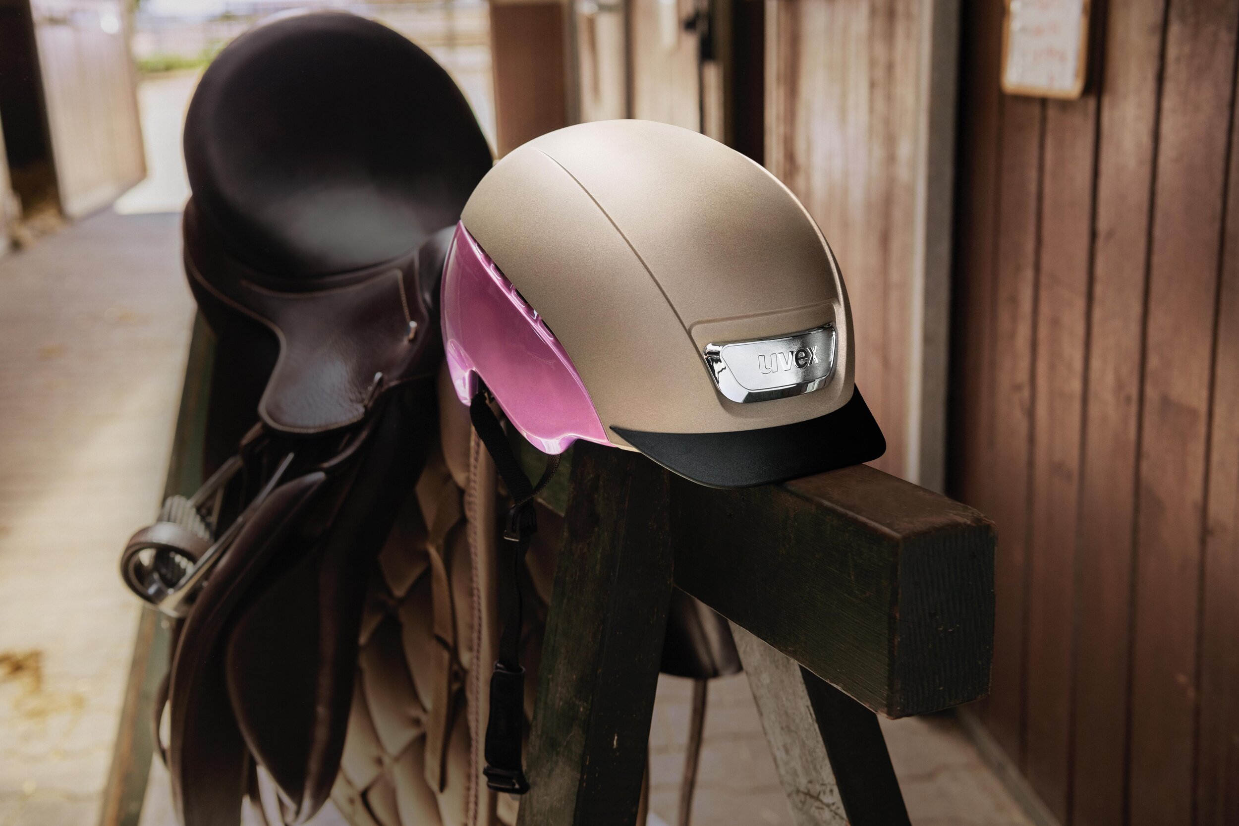 uvex_Equestrian_elexxion_pro_ltd4.jpg
