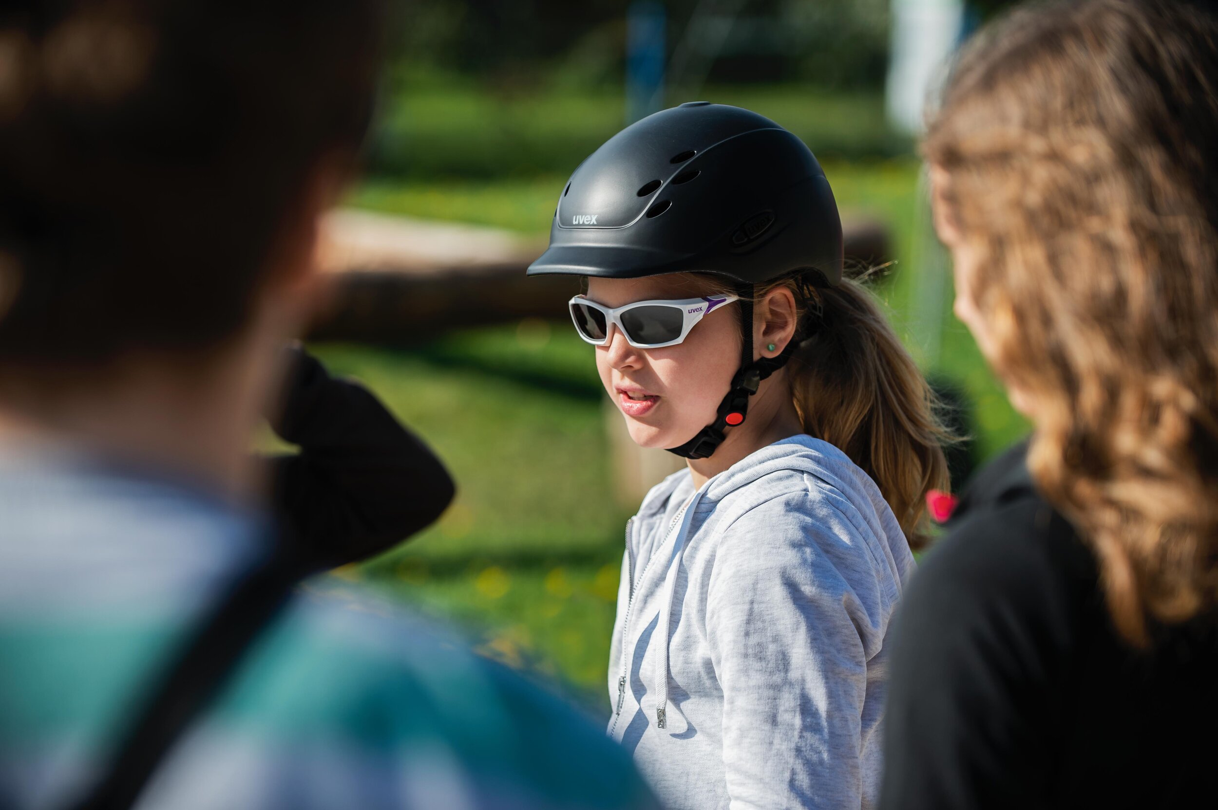 uvex_Equestrian_kids_helmets_Image.jpg