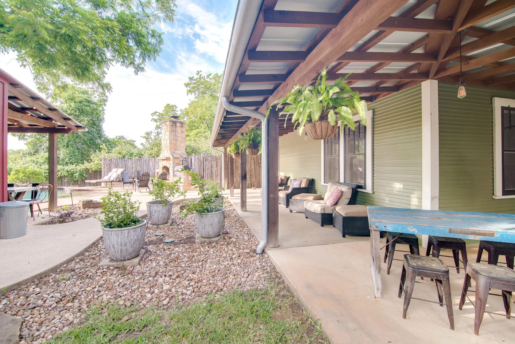 Farmhouse-230enfuse2.jpg
