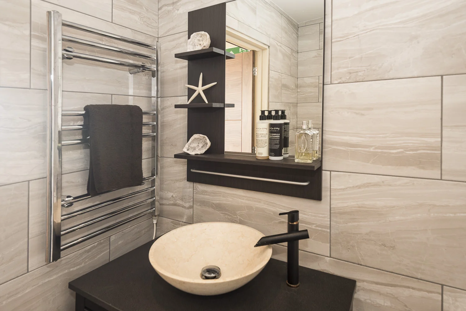 Cabin_Ocean Suite_08April2019_DSC_0330_web_1.jpg