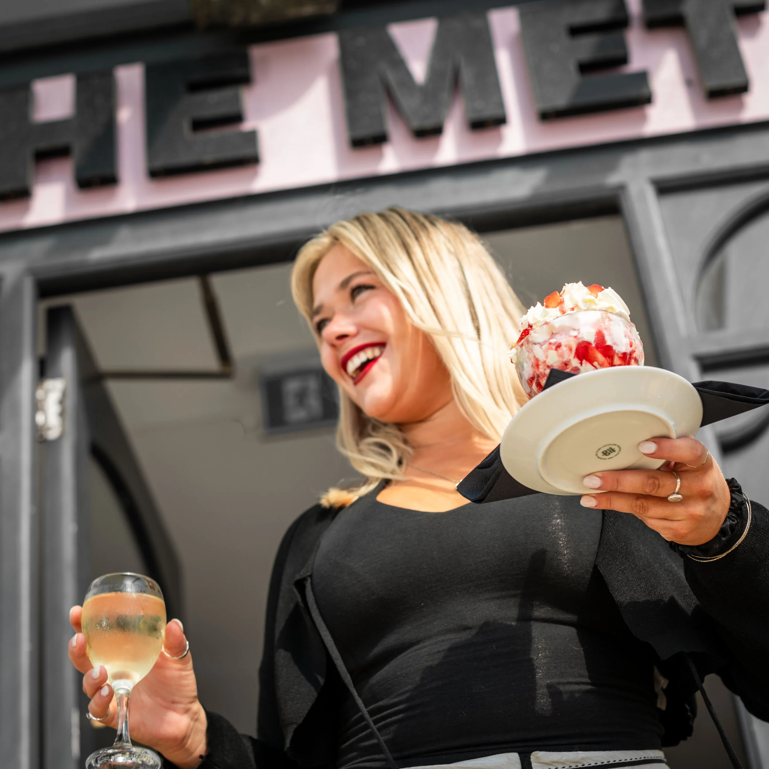 Met Bar_Ventnor_8509347 copy.jpg