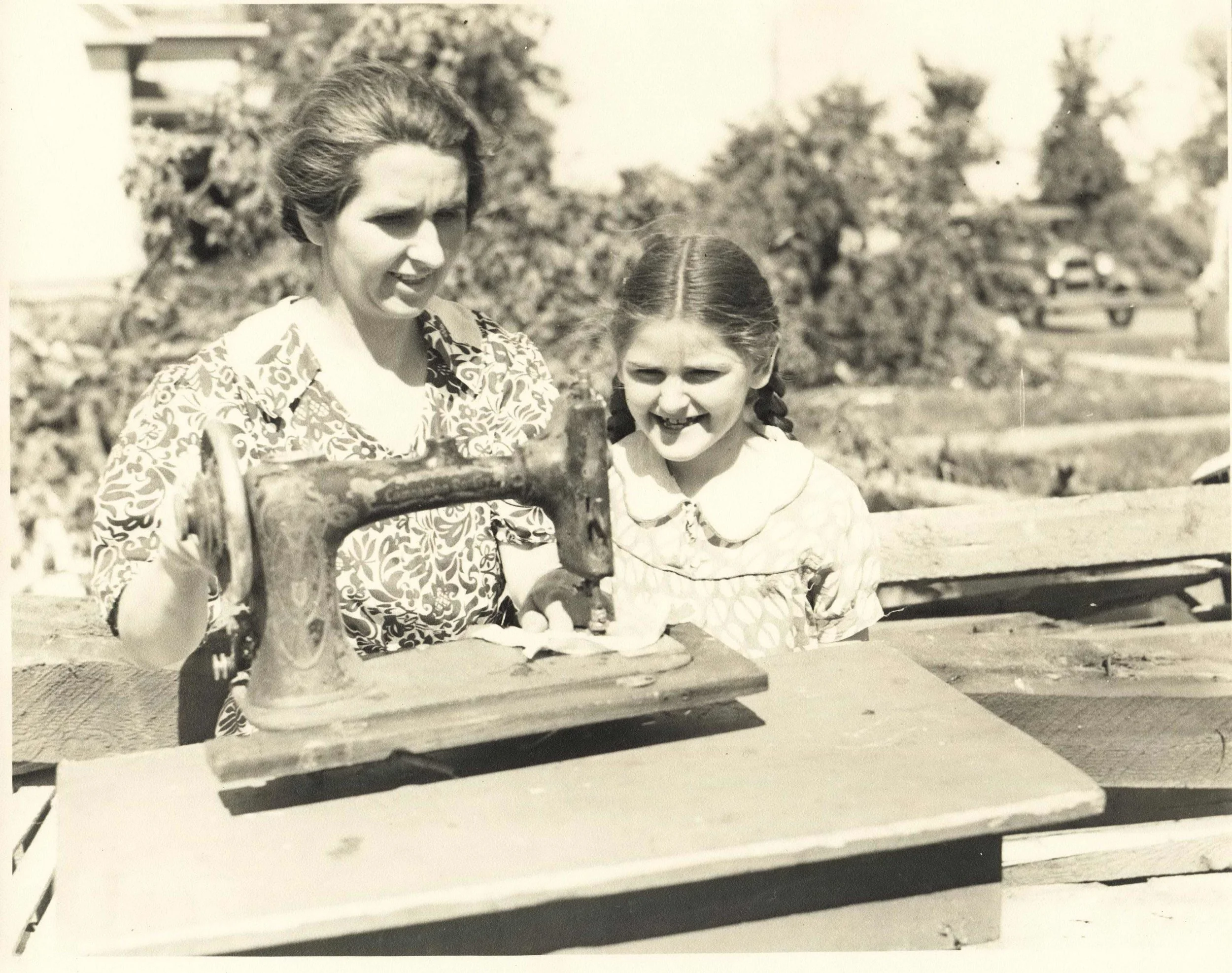 Opal Harrington and her daughter Bessie Lou.