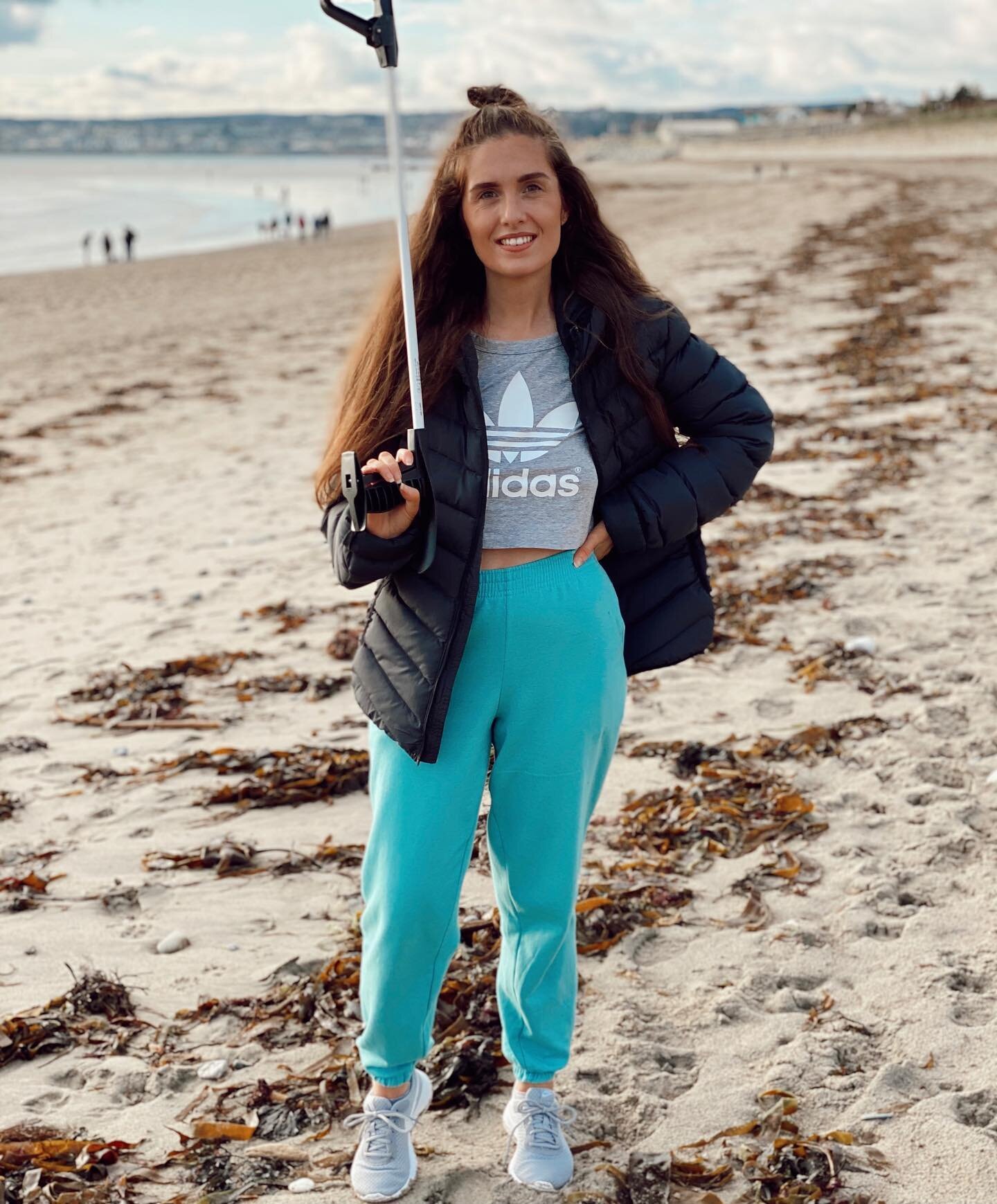 Finally completed my little beach cleaning goal yesterday, the perfect way to start the new year!

It has been an absolute labour of love trying to get 30 beach cleans done during the worst weather season, but also bloody lovely to have done lots of 