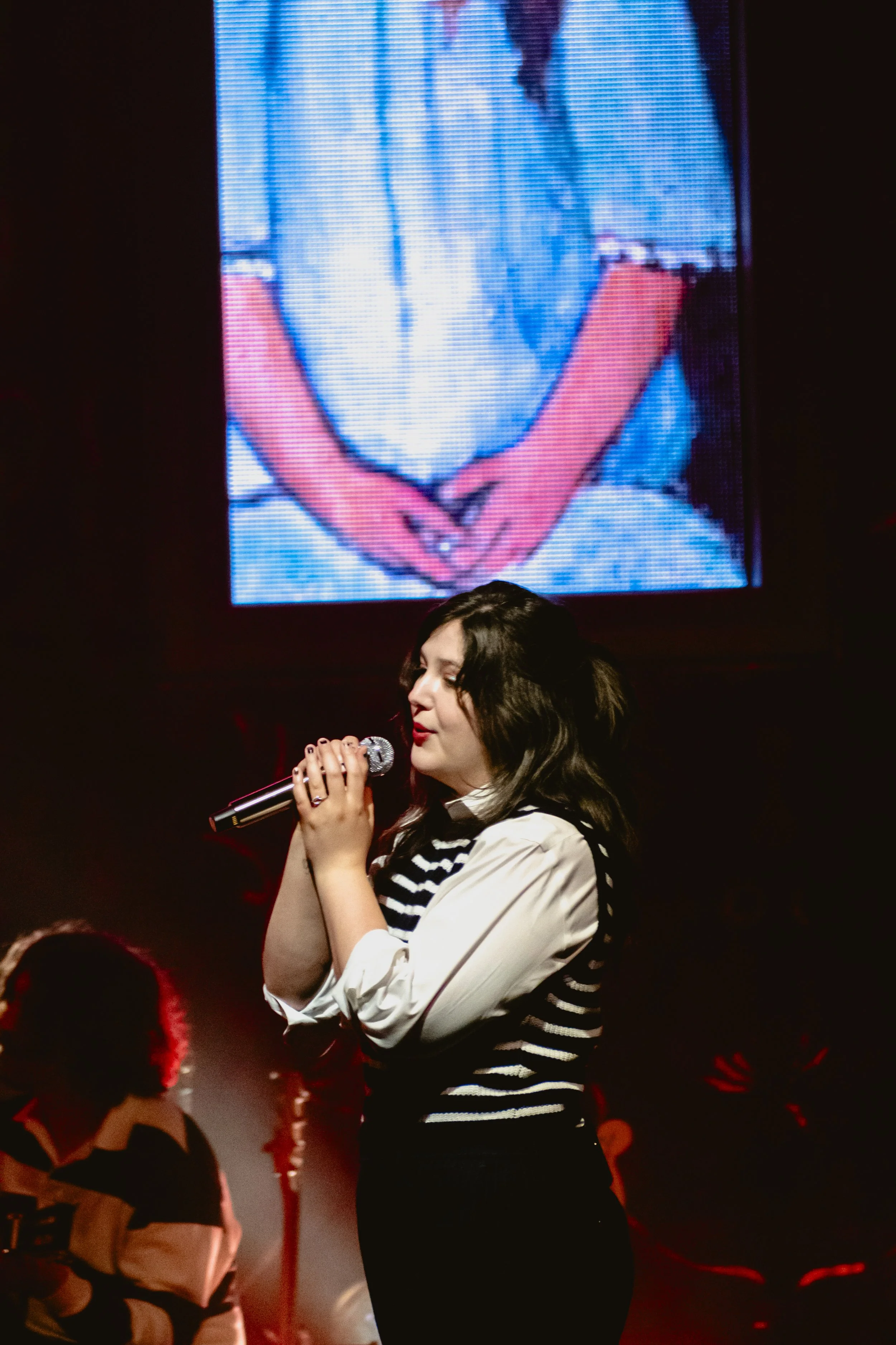 LUCYDACUS-@ISABELELISEPHOTO-KINDACOOL-12.jpg