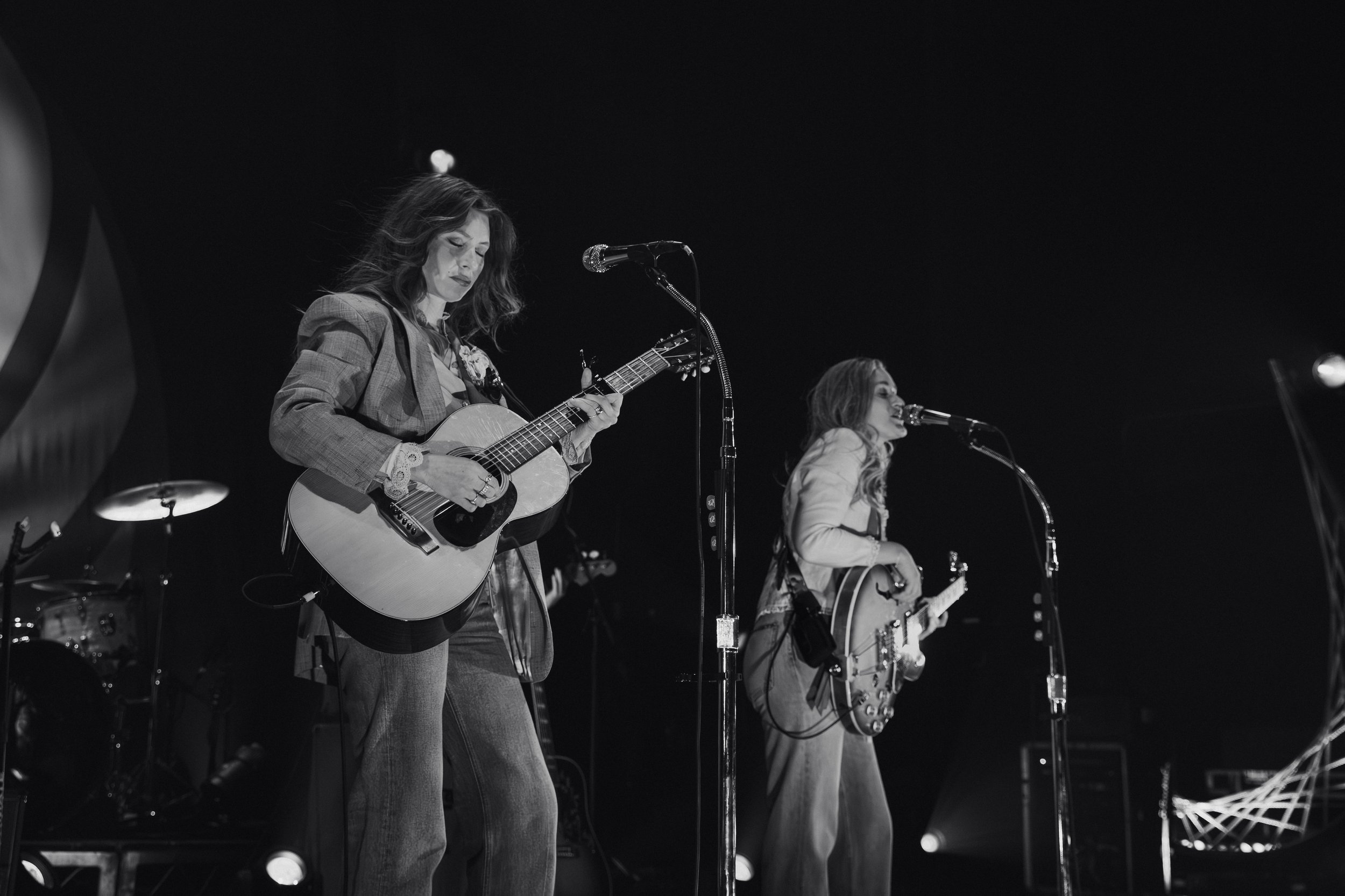 Aly & AJ Shot by Taylor Gabrovic-14.jpg