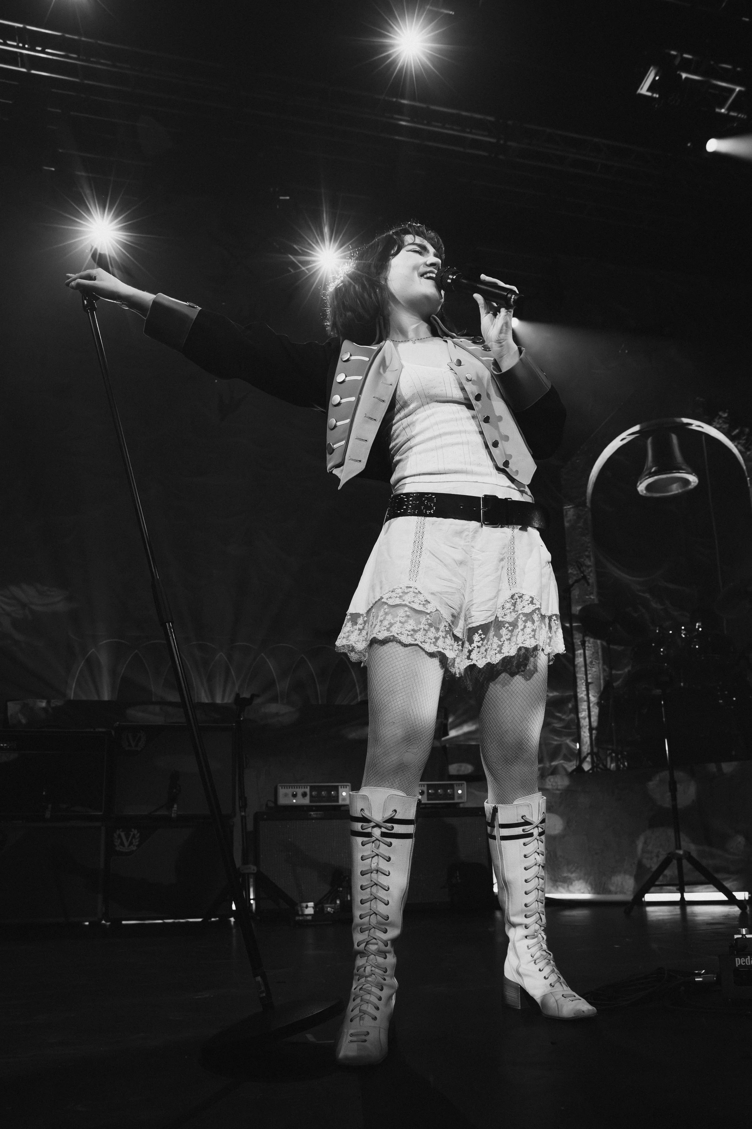 The Last Dinner Party Shot by Taylor Gabrovic-14.jpg