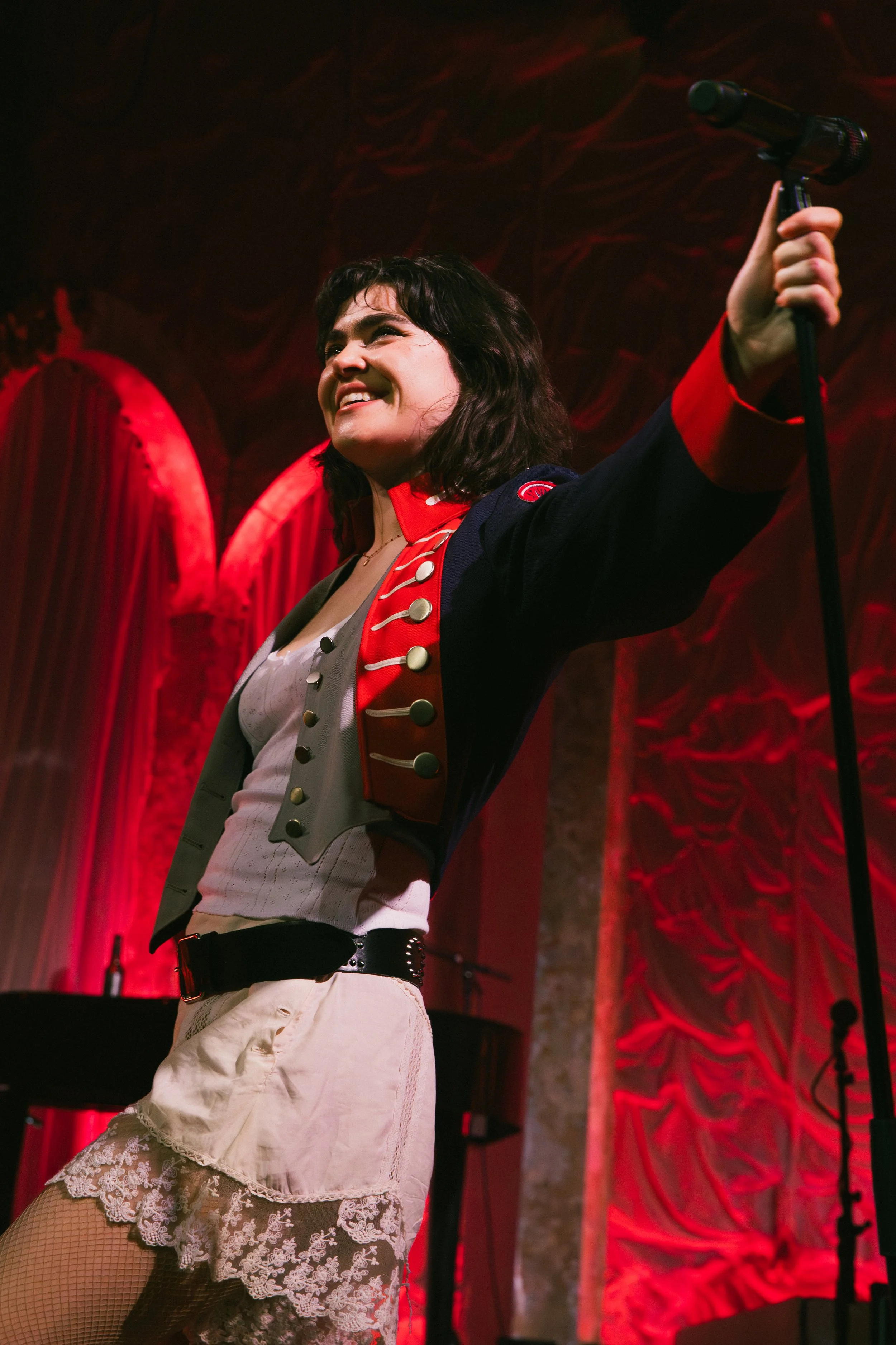 The Last Dinner Party Shot by Taylor Gabrovic-19.jpg