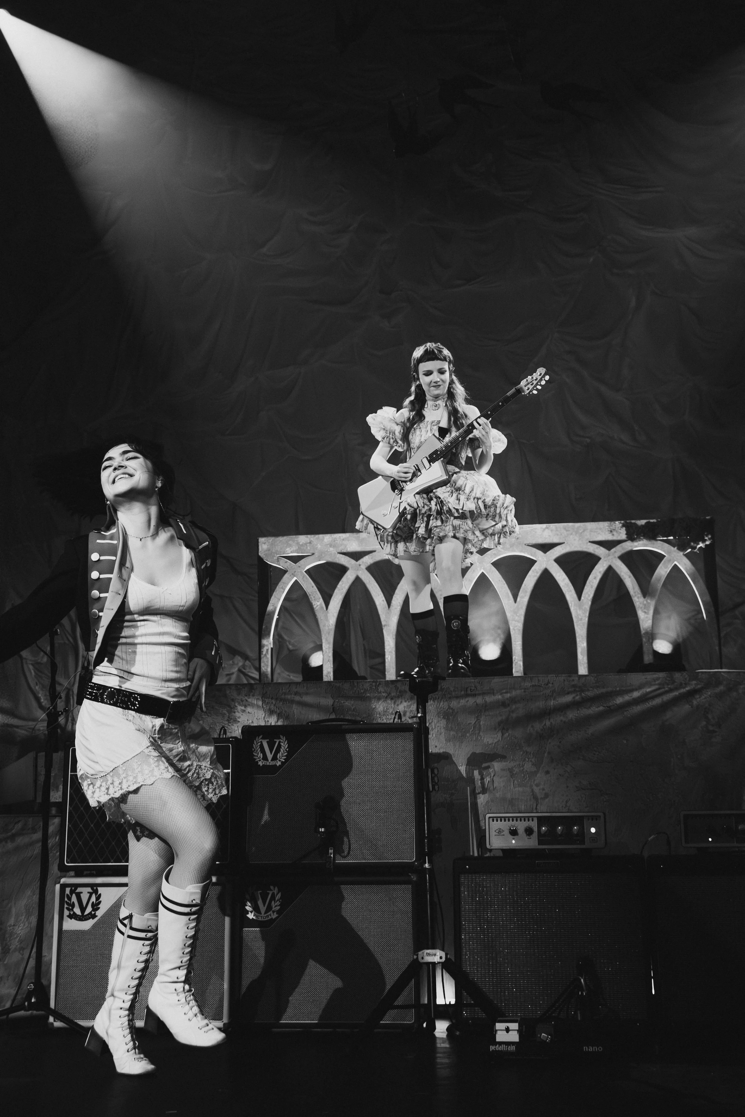 The Last Dinner Party Shot by Taylor Gabrovic-28.jpg