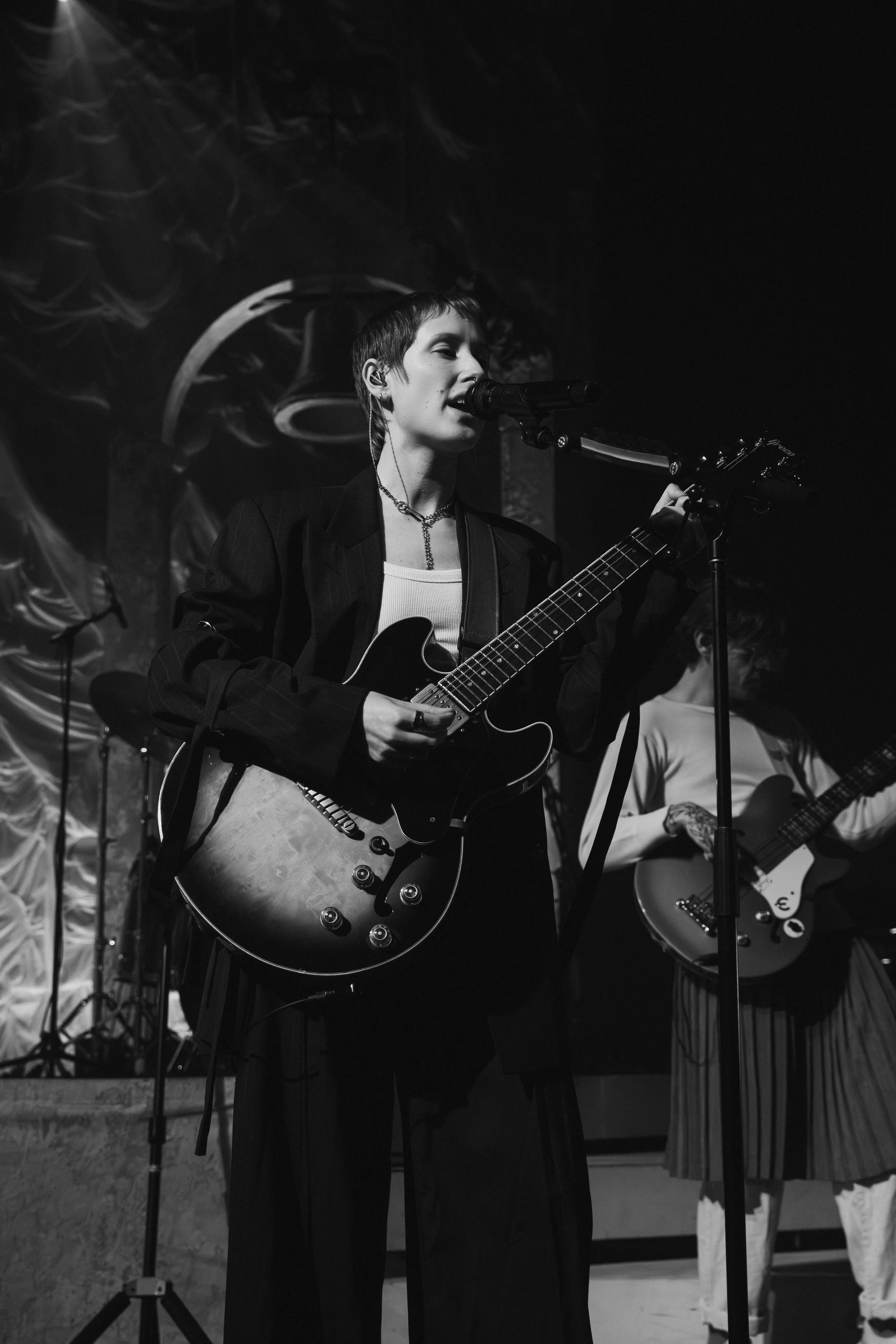 The Last Dinner Party Shot by Taylor Gabrovic-23.jpg