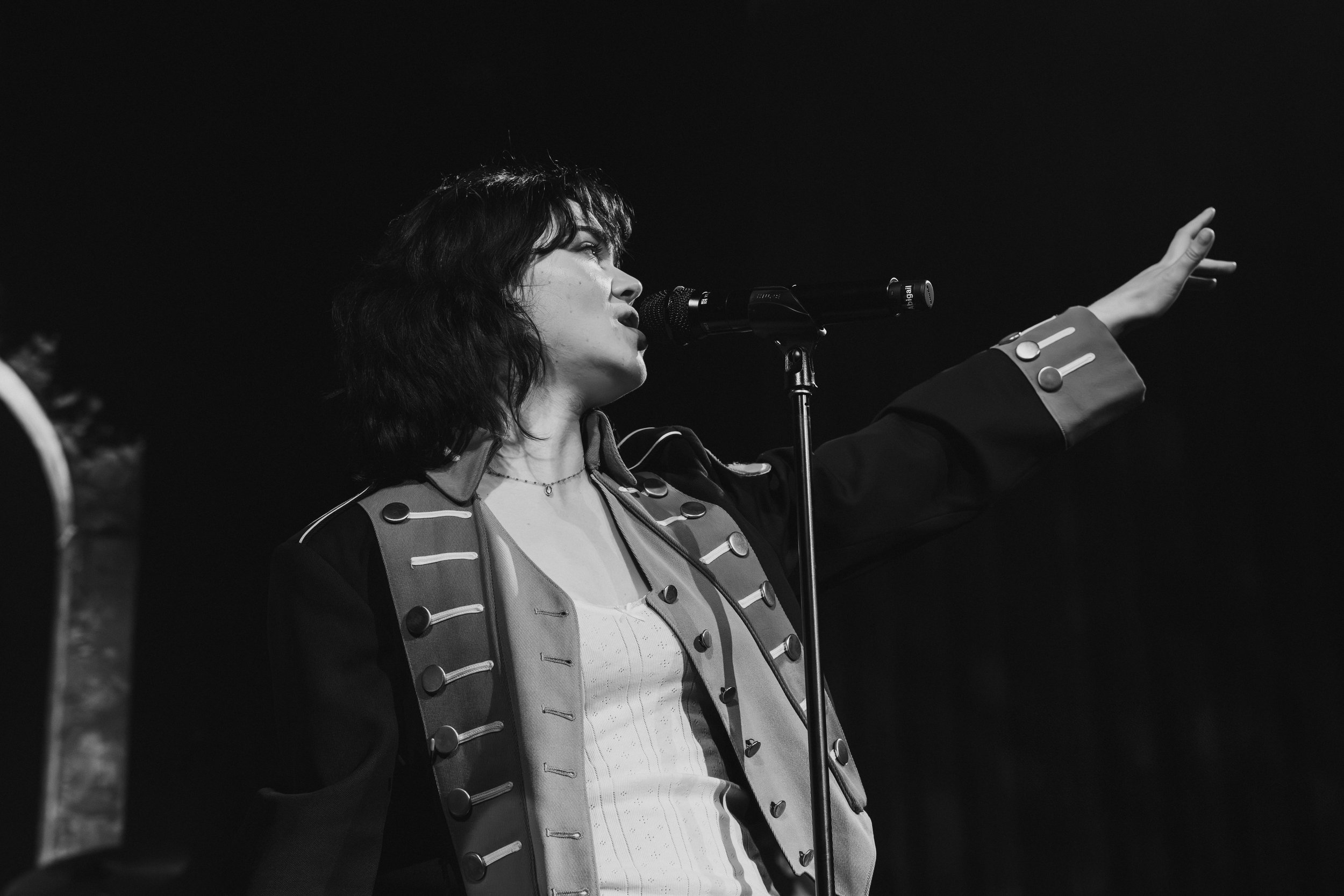 The Last Dinner Party Shot by Taylor Gabrovic-40.jpg