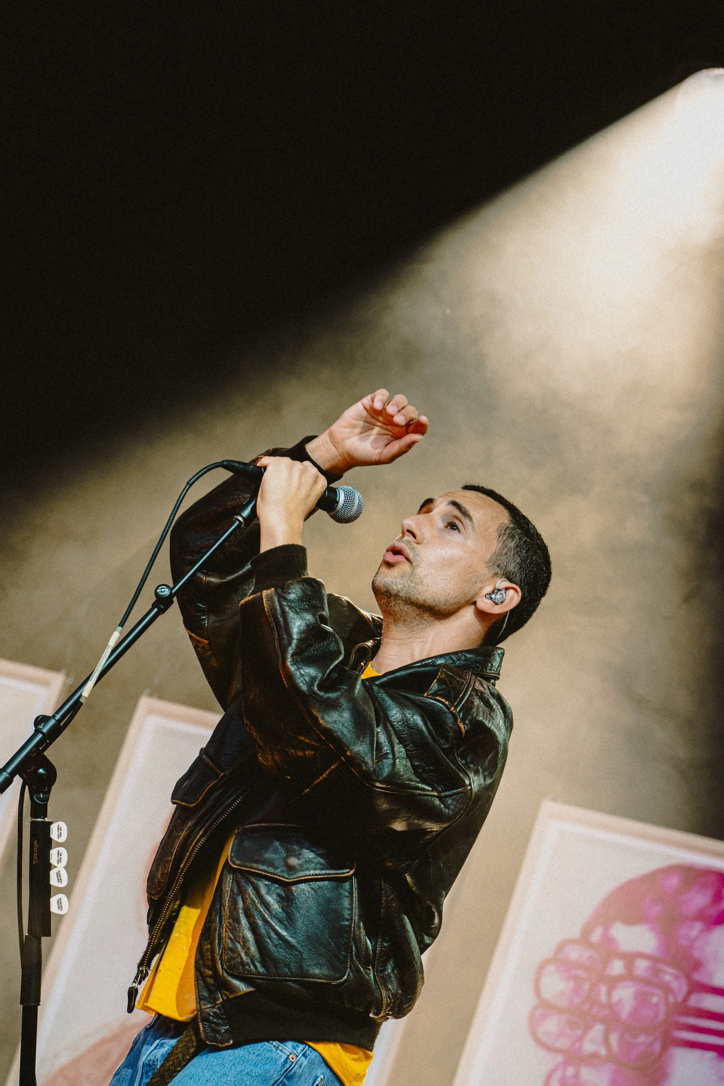 BLEACHERS-@ISABELELISEPHOTO-KINDACOOL-7.jpg