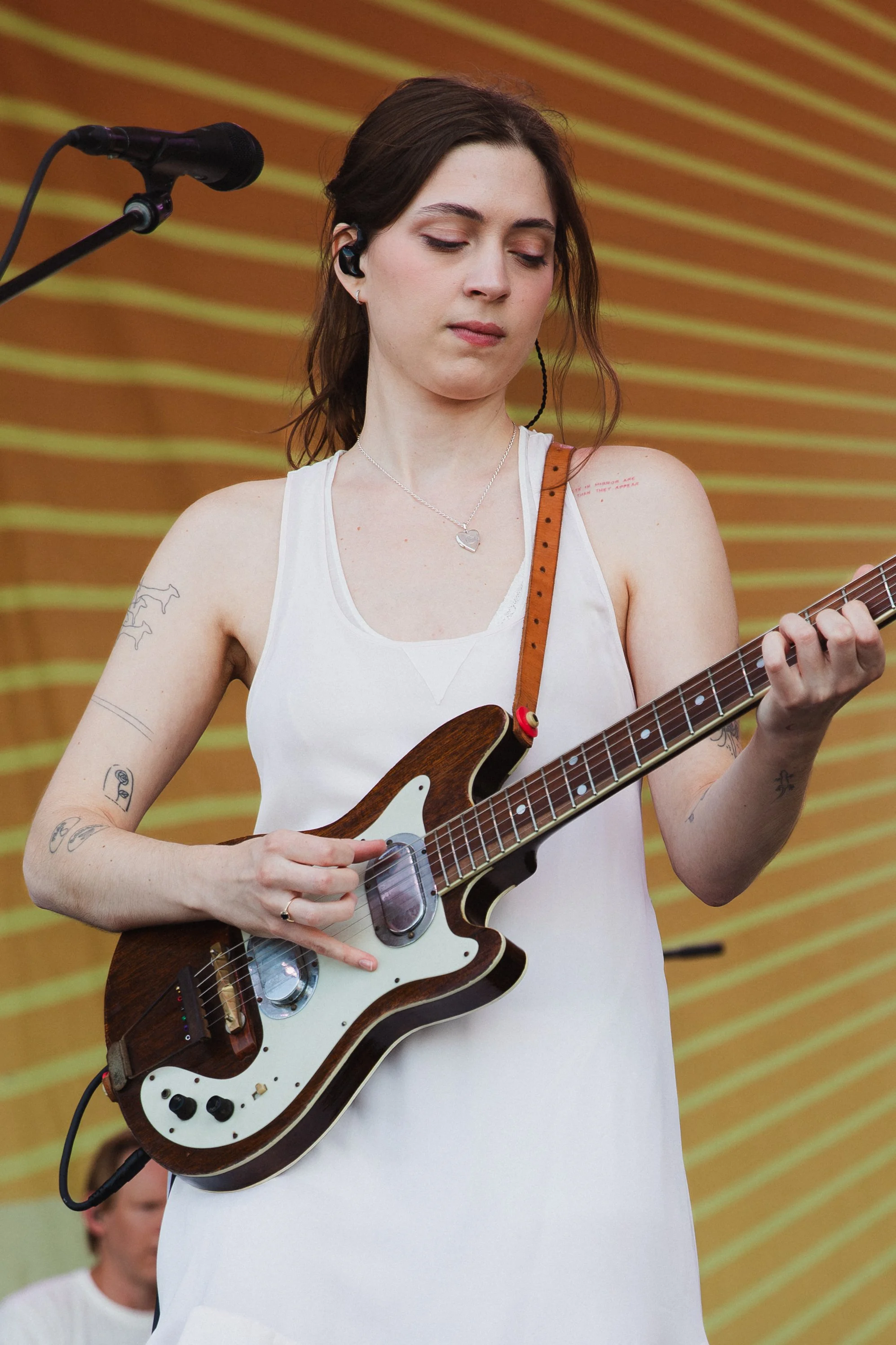 Lizzy McAlpine Shot by Taylor Gabrovic-04.jpg
