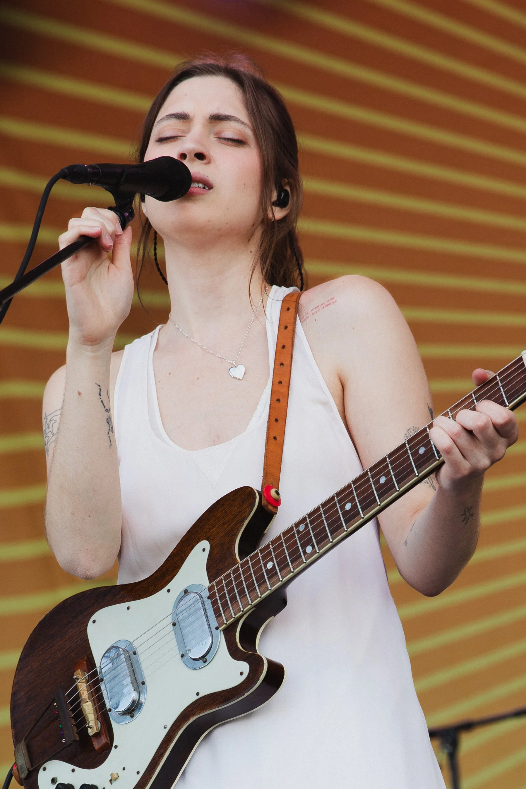 Lizzy McAlpine Shot by Taylor Gabrovic-06.jpg