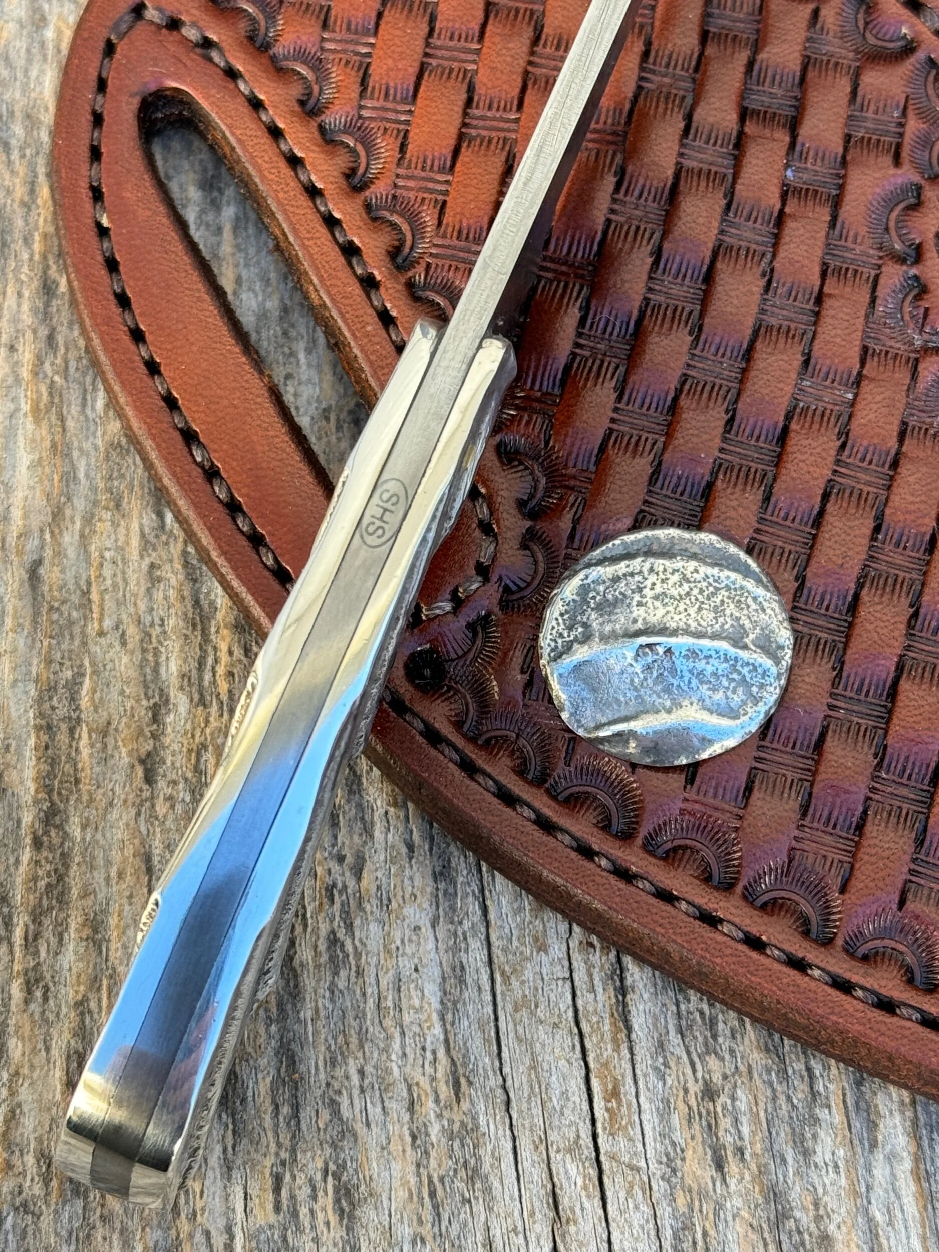 4B9DE23C-94EB-4F5E-A42C-5162246E3E65