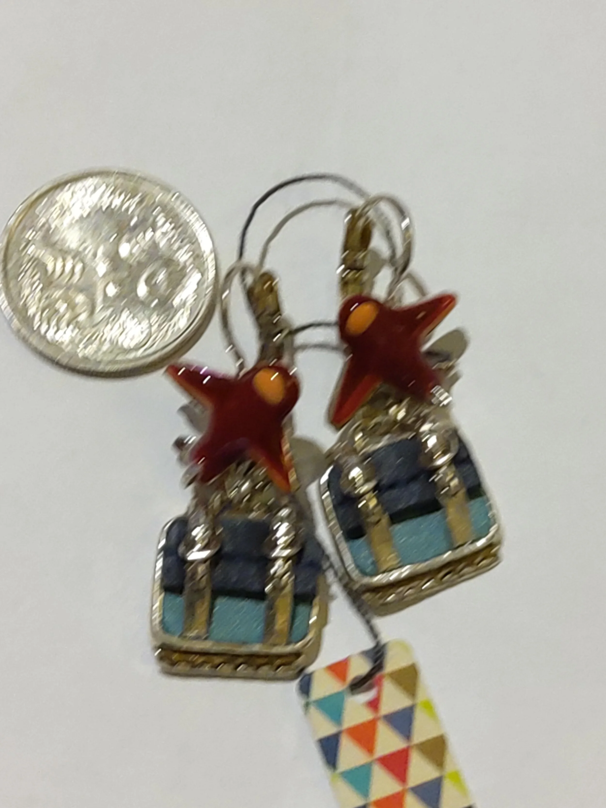 Taratata plane and suitcase earrings 