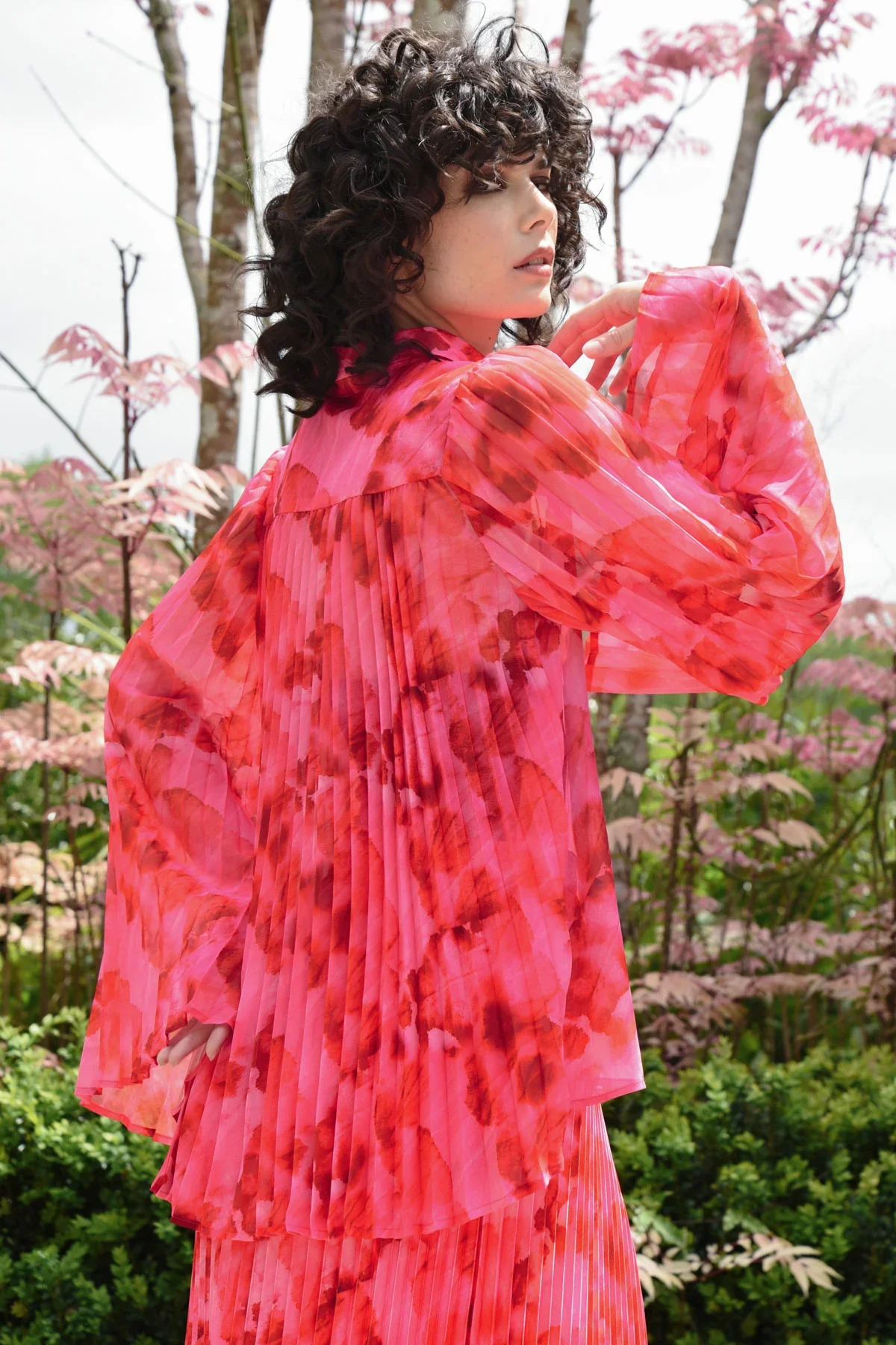 CTW26_PINK_PONY_CLUB_MADE_YOU_LOOK_SHIRT_CT2582-11_PINK_RED_3.jpg.webp