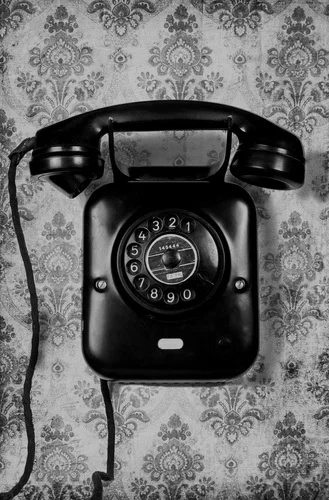 TELEPHONE+GOLD.jpg