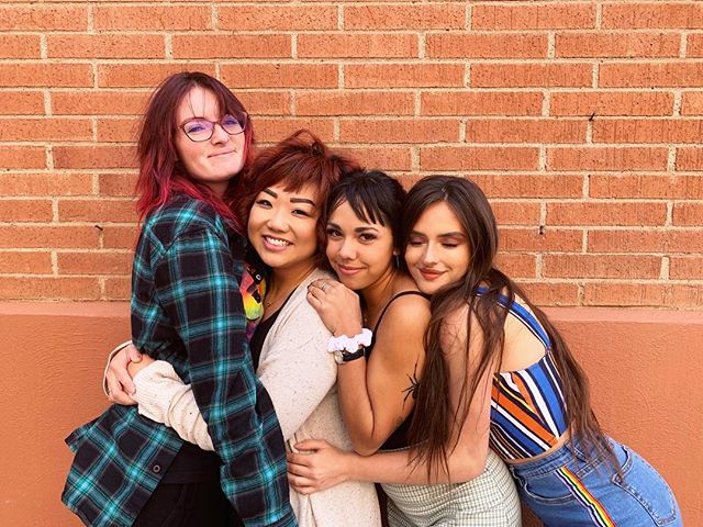 These two seniors man, I love these girls. You guys are gonna kick ass, thanks for being so talented and beautiful 💛 (don&rsquo;t leave me please 😭)