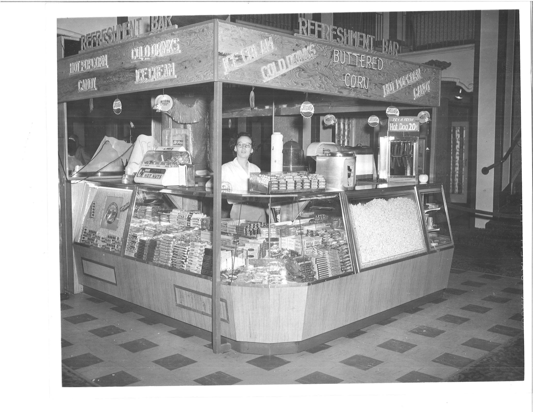LOBBY CONCESSIONS STAND (1958)