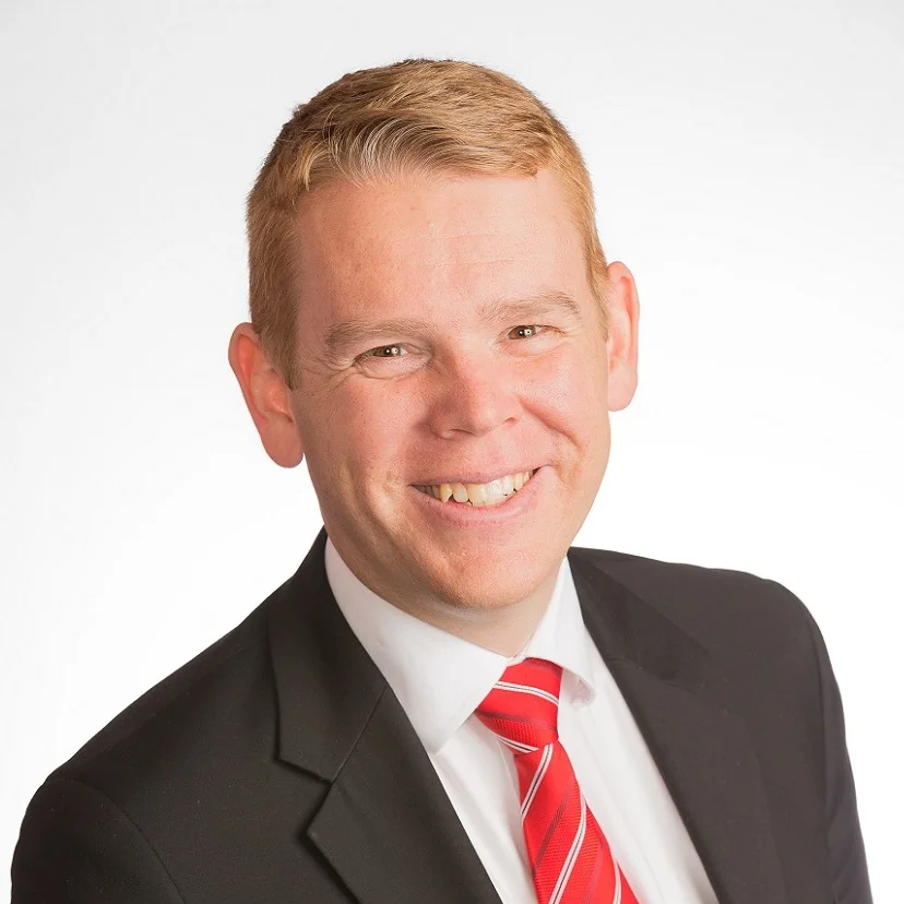 Chris Hipkins Official Portrait.jpg