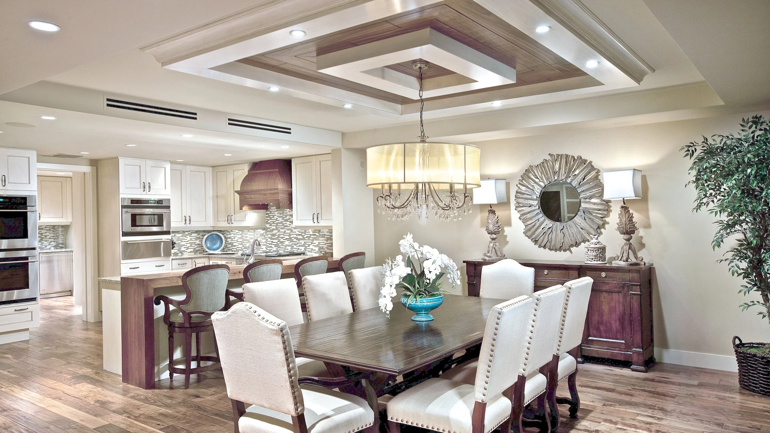 Moraya 604 Dining 2.jpg