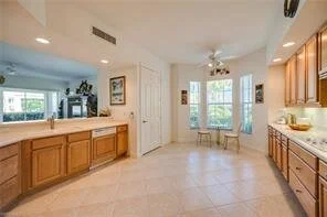 kitchen2.jpeg