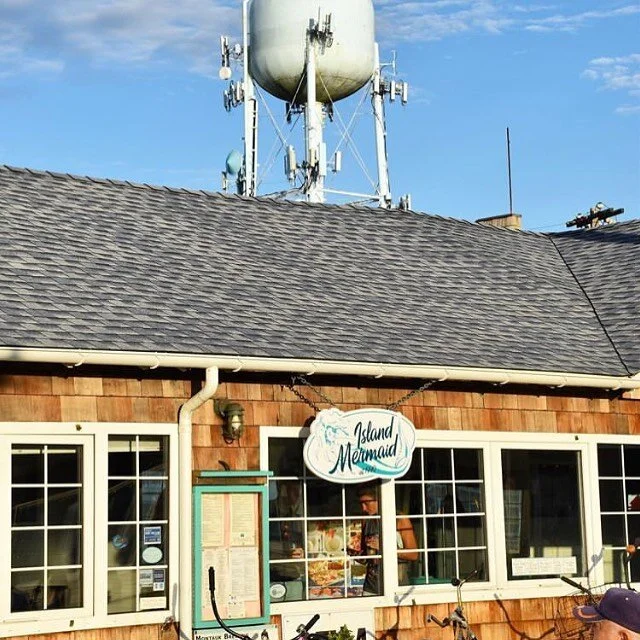 So excited to get back on Fire Island and jam again! Come by @islandmermaidob tonight from 5:30 to 8:30 for some outdoor music and some good food.