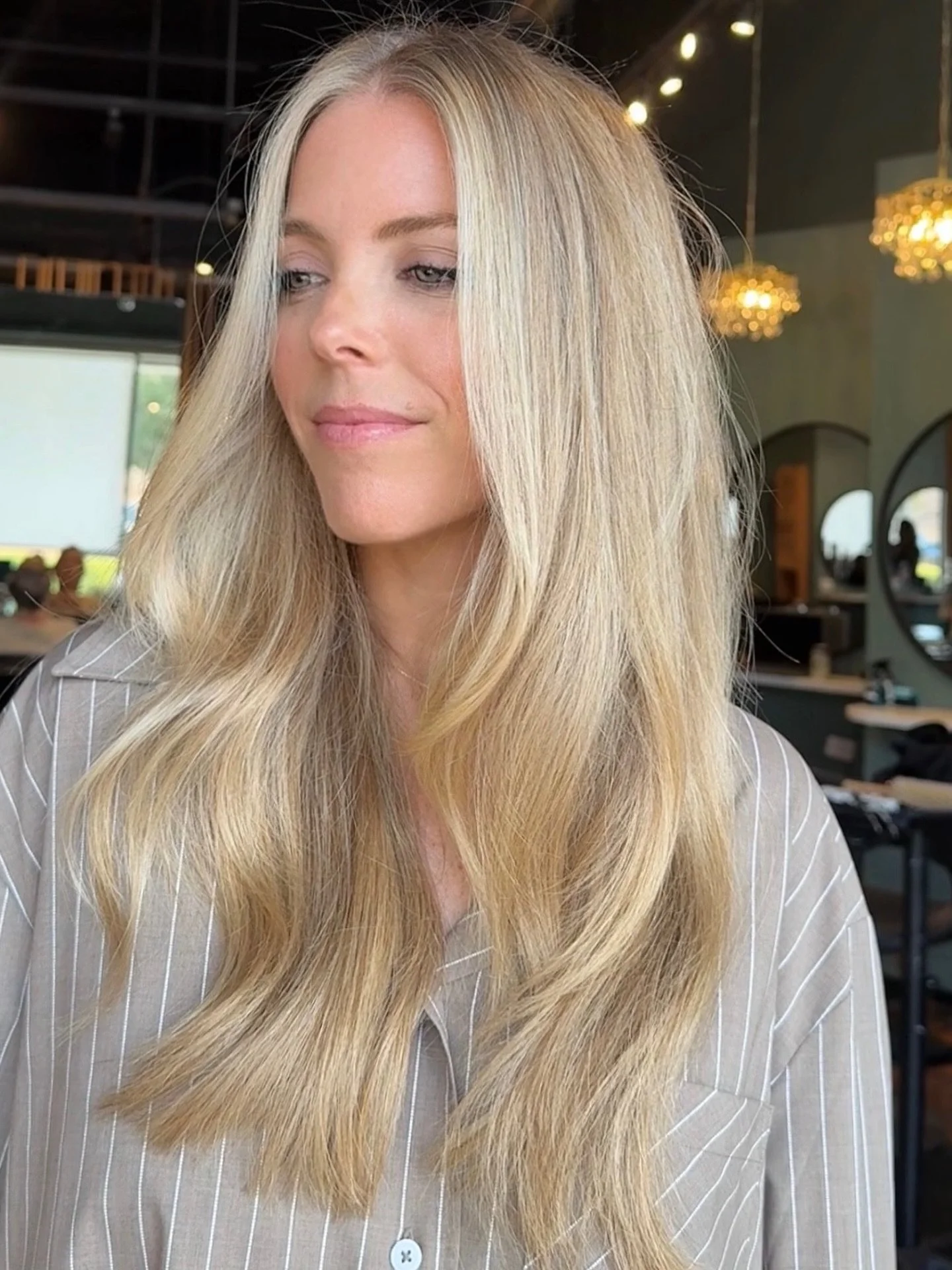 Let&rsquo;s us take you on a hair journey, in the best way possible 💕

To book please visit:
www.deeprootsatxsalon.com

Austin Salon | Bee Cave Hair Salon | Cedar Park Salon

#deeproots #deerootsyall #deeprootsatx #blondeinspo #atxsalon #blonde #aus
