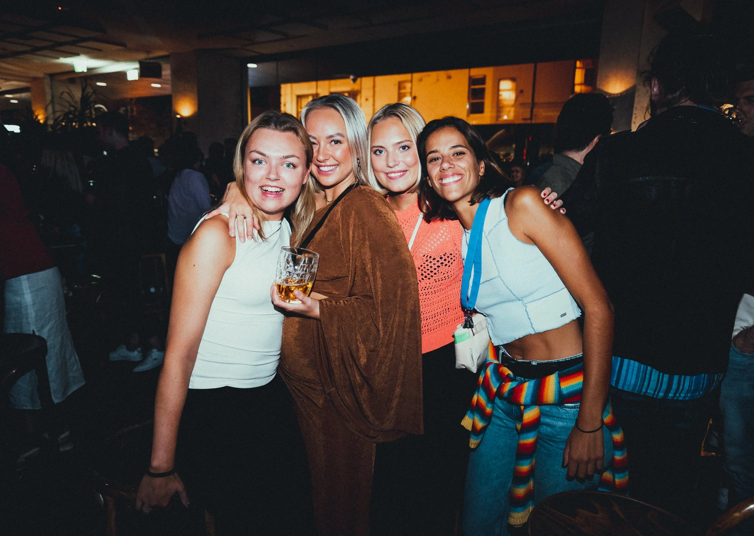 Bondi Hotel Ravesis