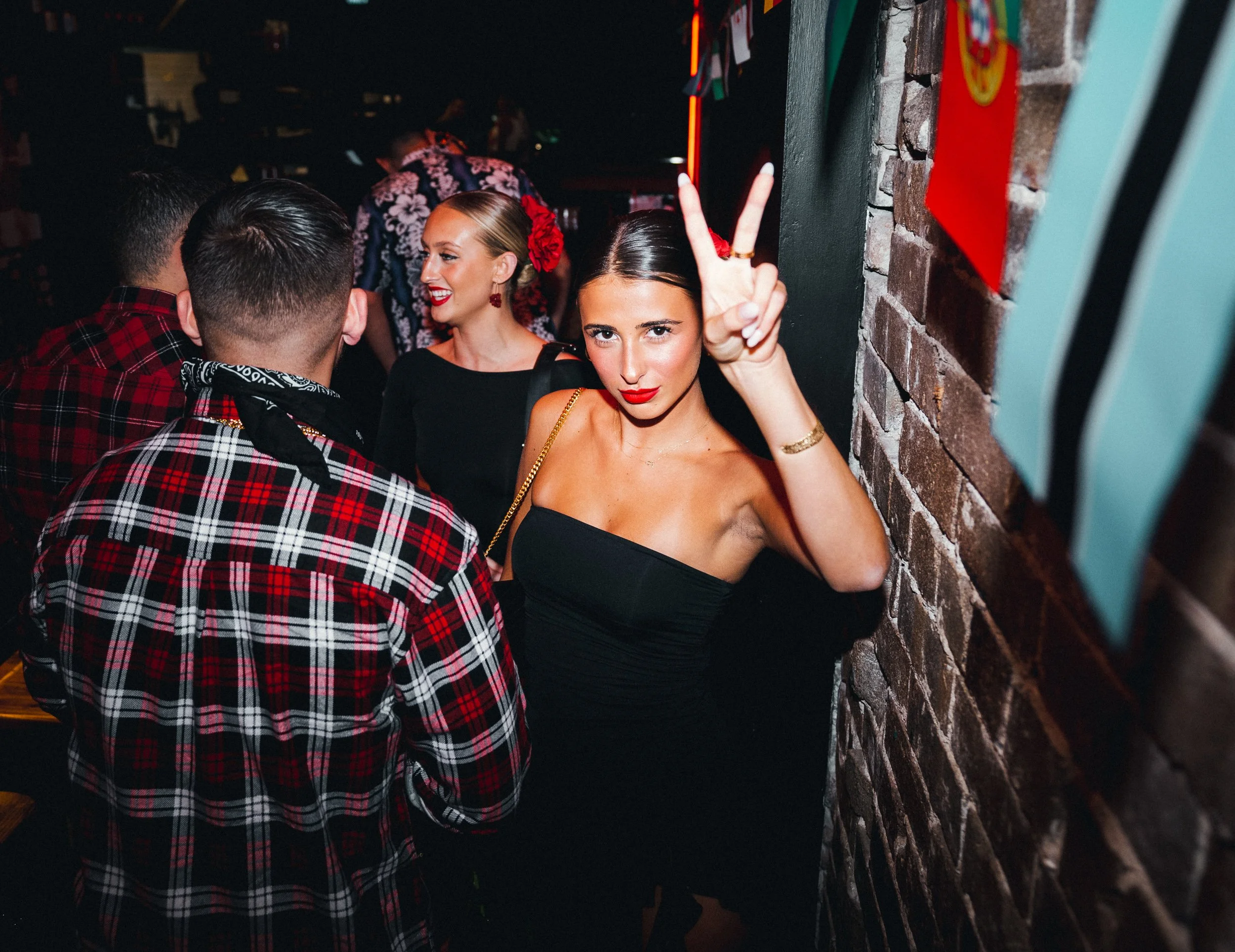 Rhiannon's 21st Haiku Bondi-15.jpg