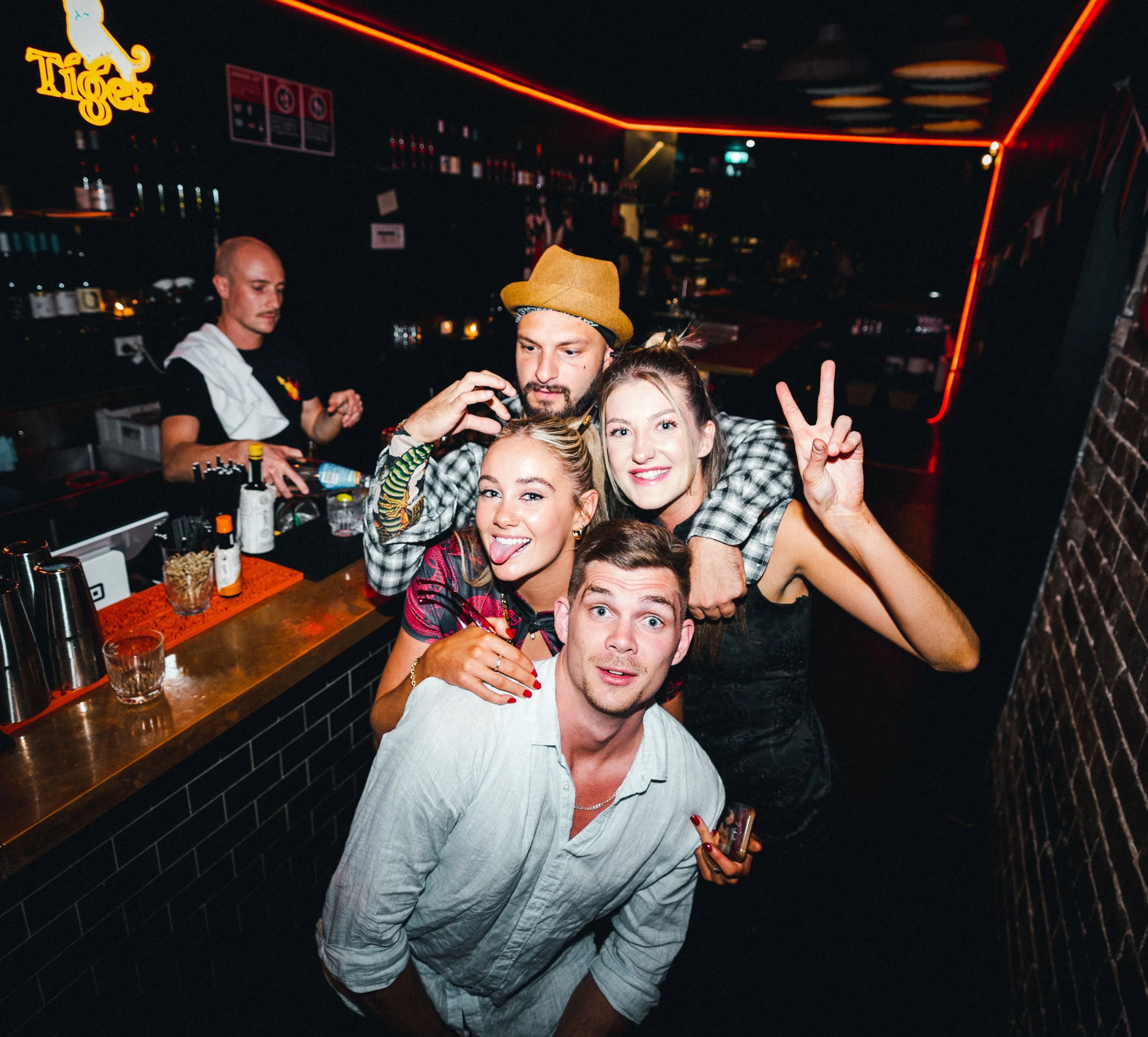 Rhiannon's 21st Haiku Bondi-50.jpg