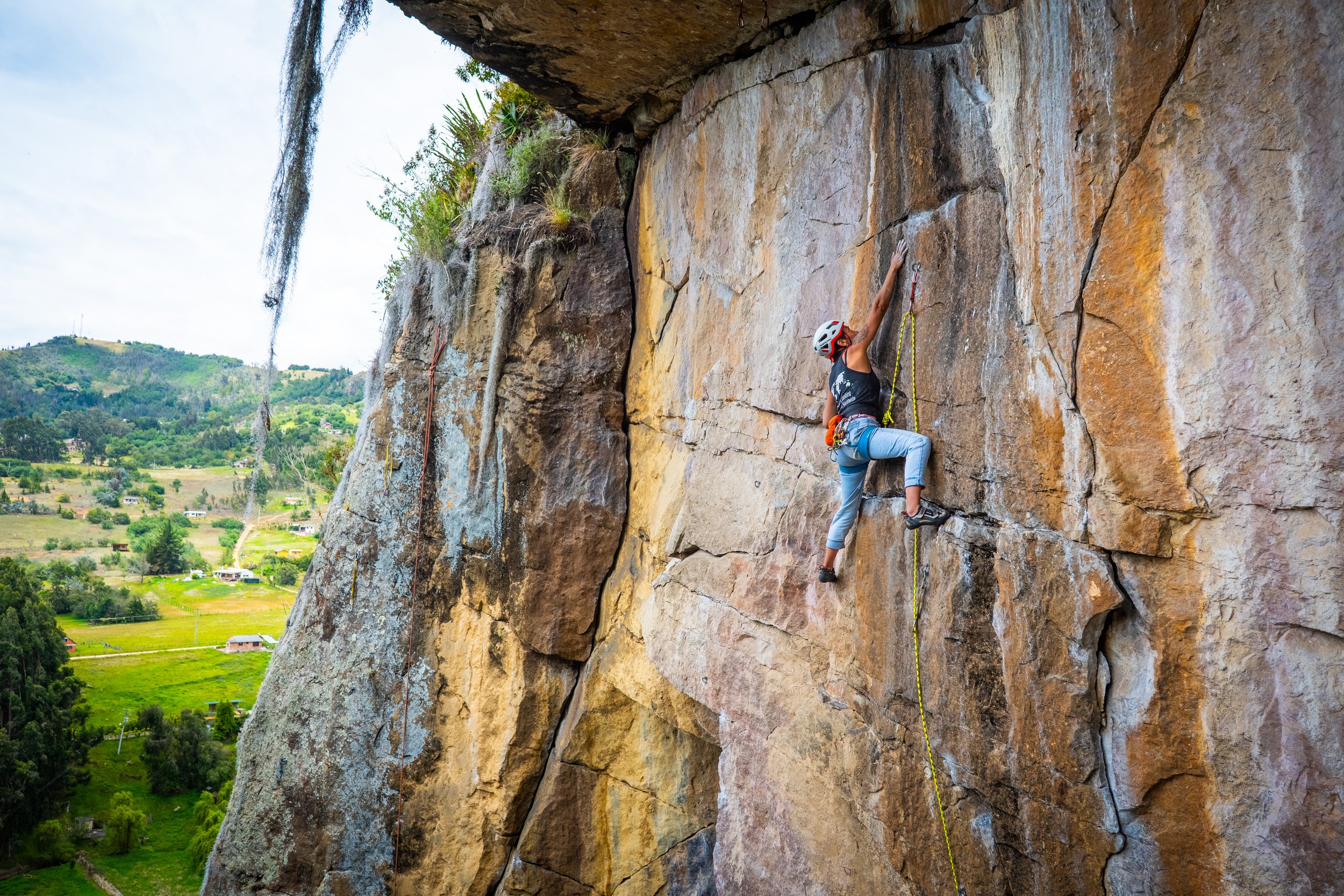 COLOMBIA ROPE-1056229.jpg