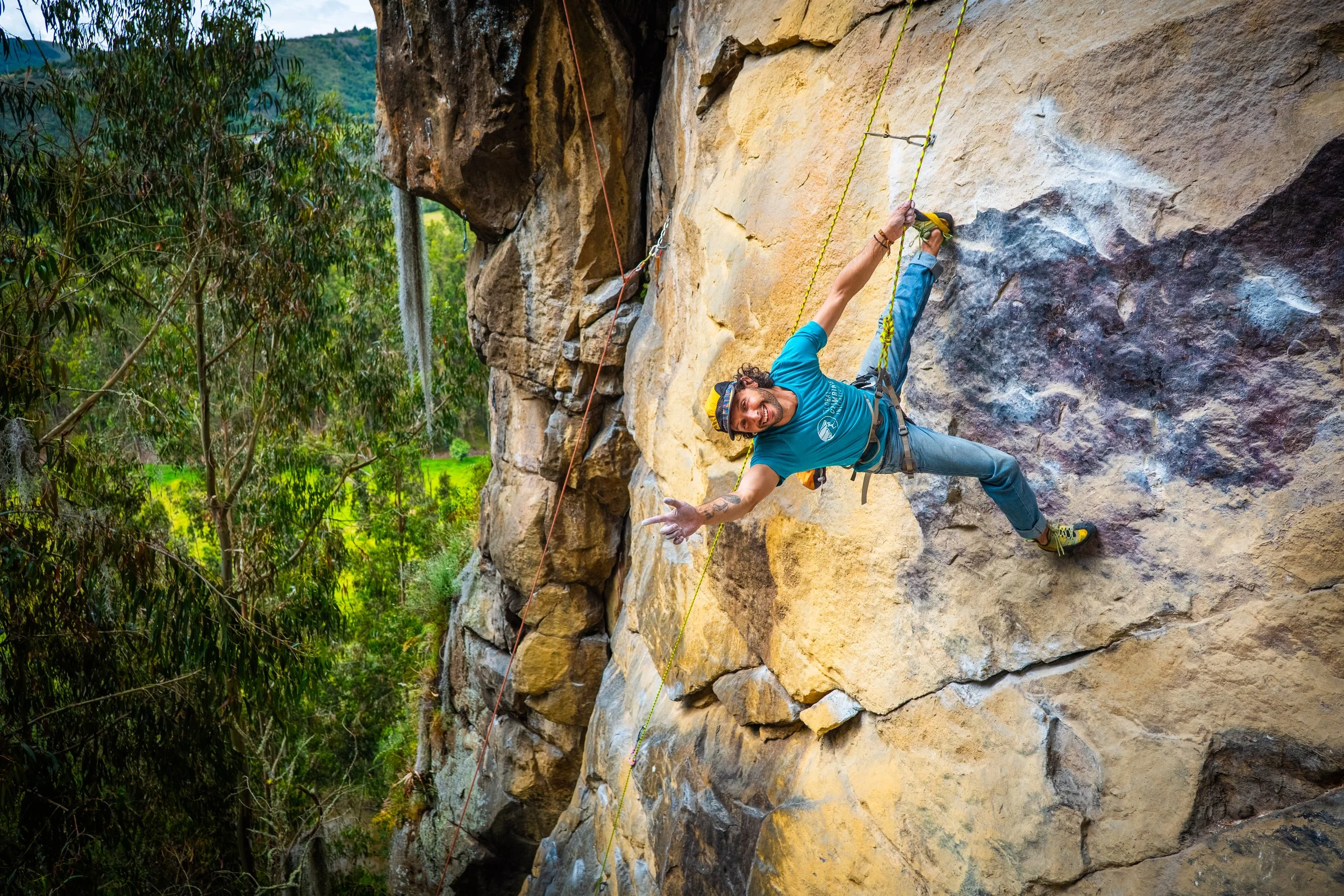 COLOMBIA ROPE-1056491.jpg