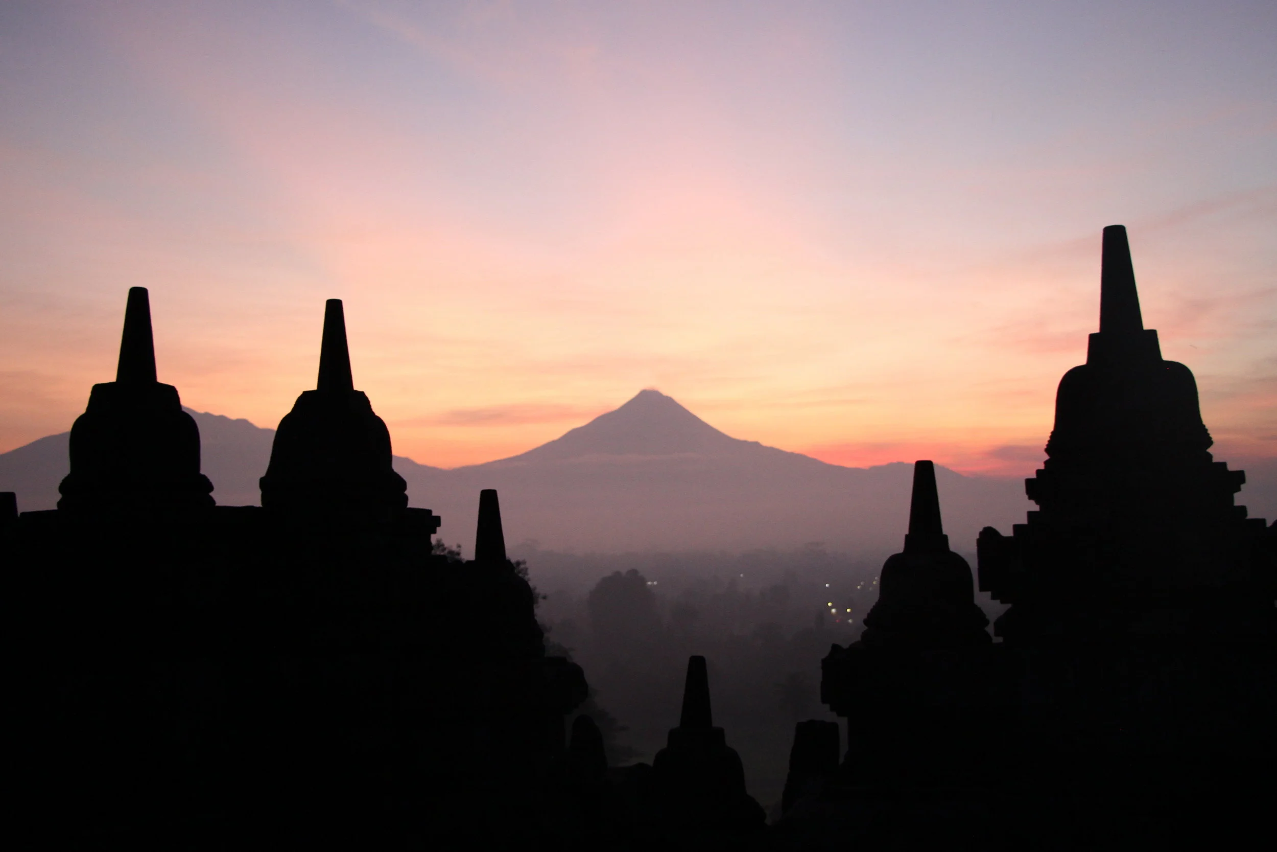 Semua Bisa Di Atur. The Four Words That Make Indonesia Work.