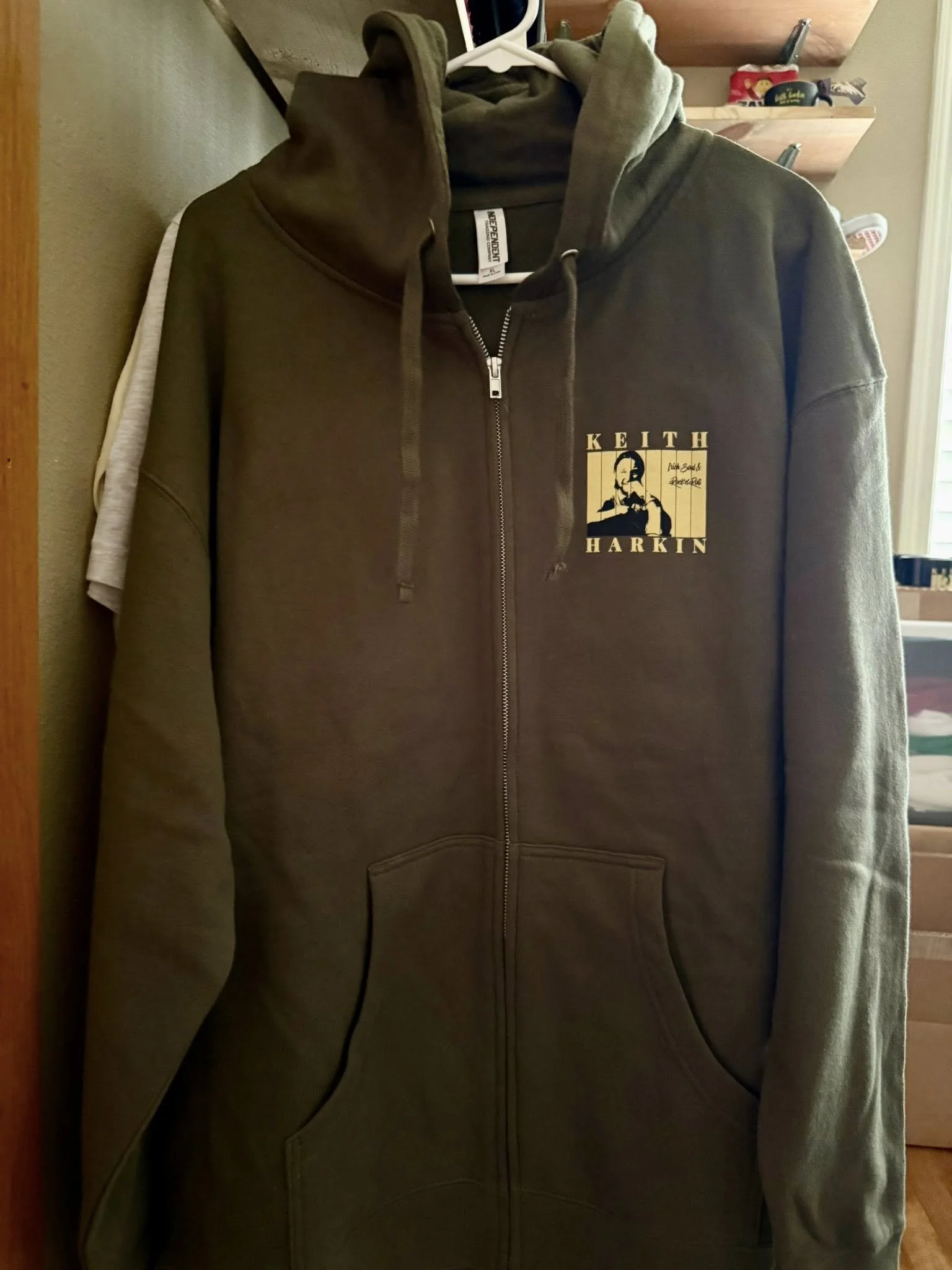 hoodie2.jpg