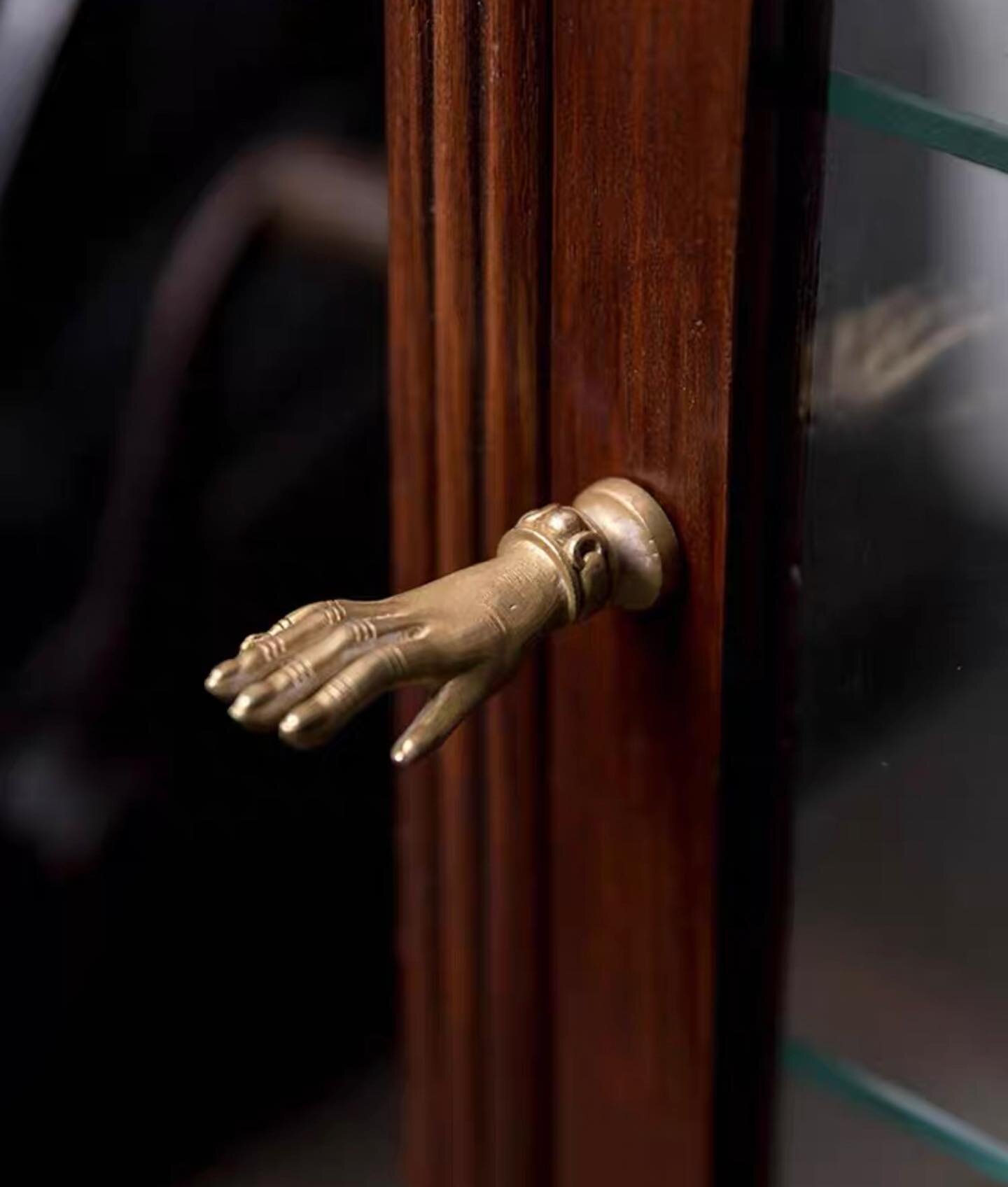 Brass cabinet handles for our display cabinet build 🤚