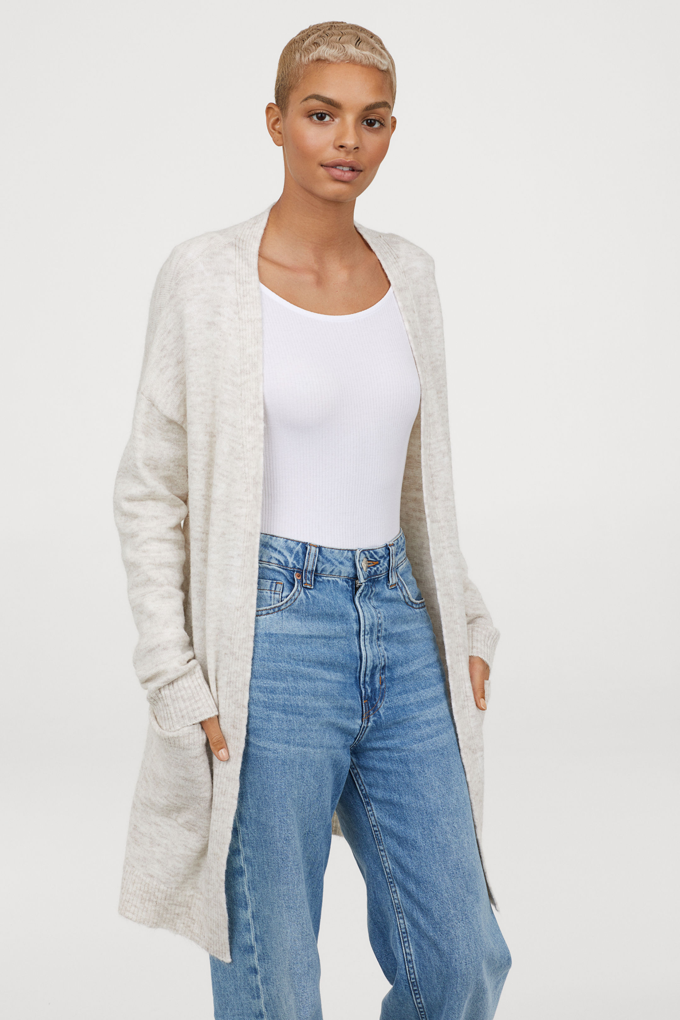  Heavy knit cardigan with relaxed fit 