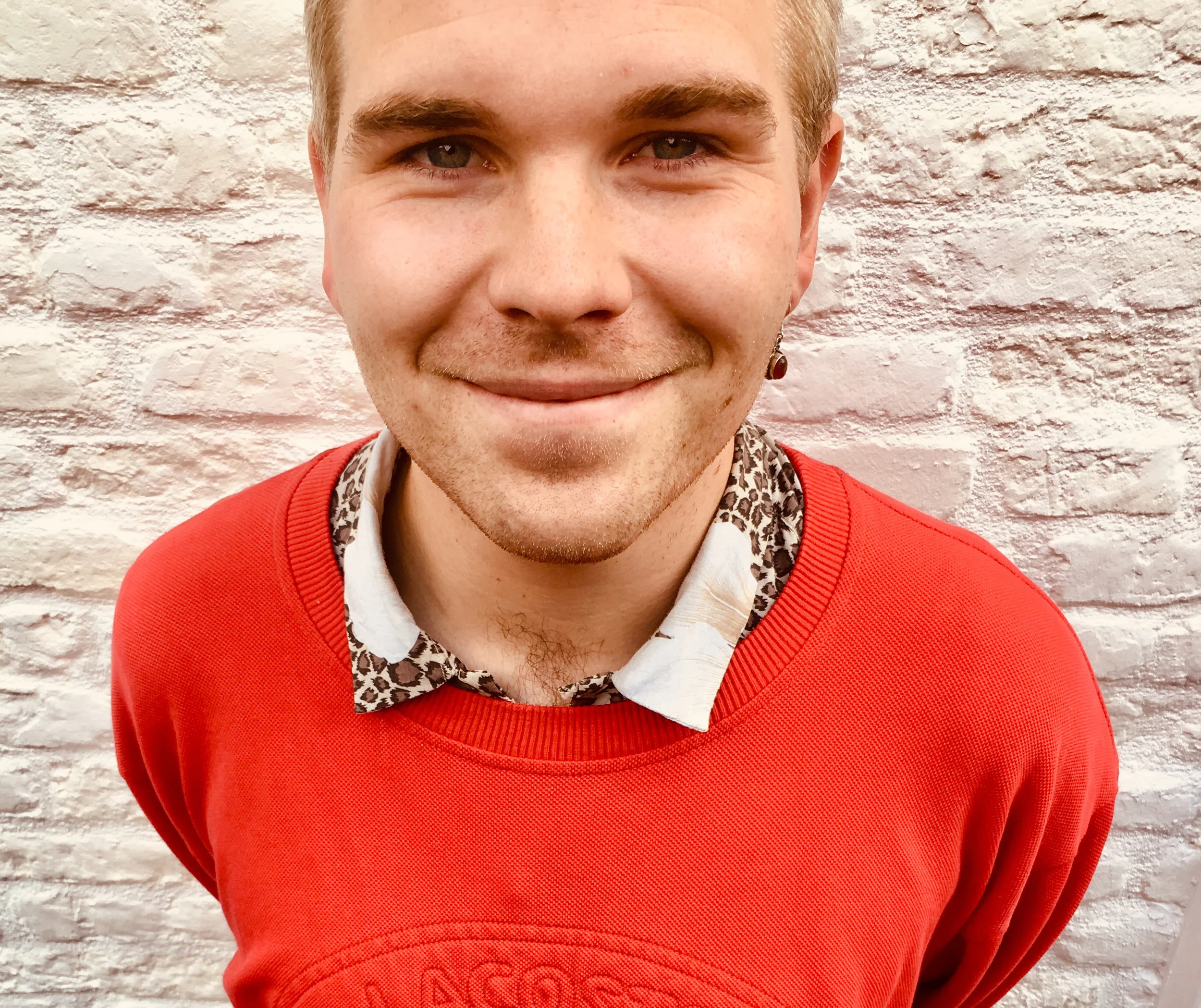 Isaac Emmerson - LITERARY ROCKSTAR