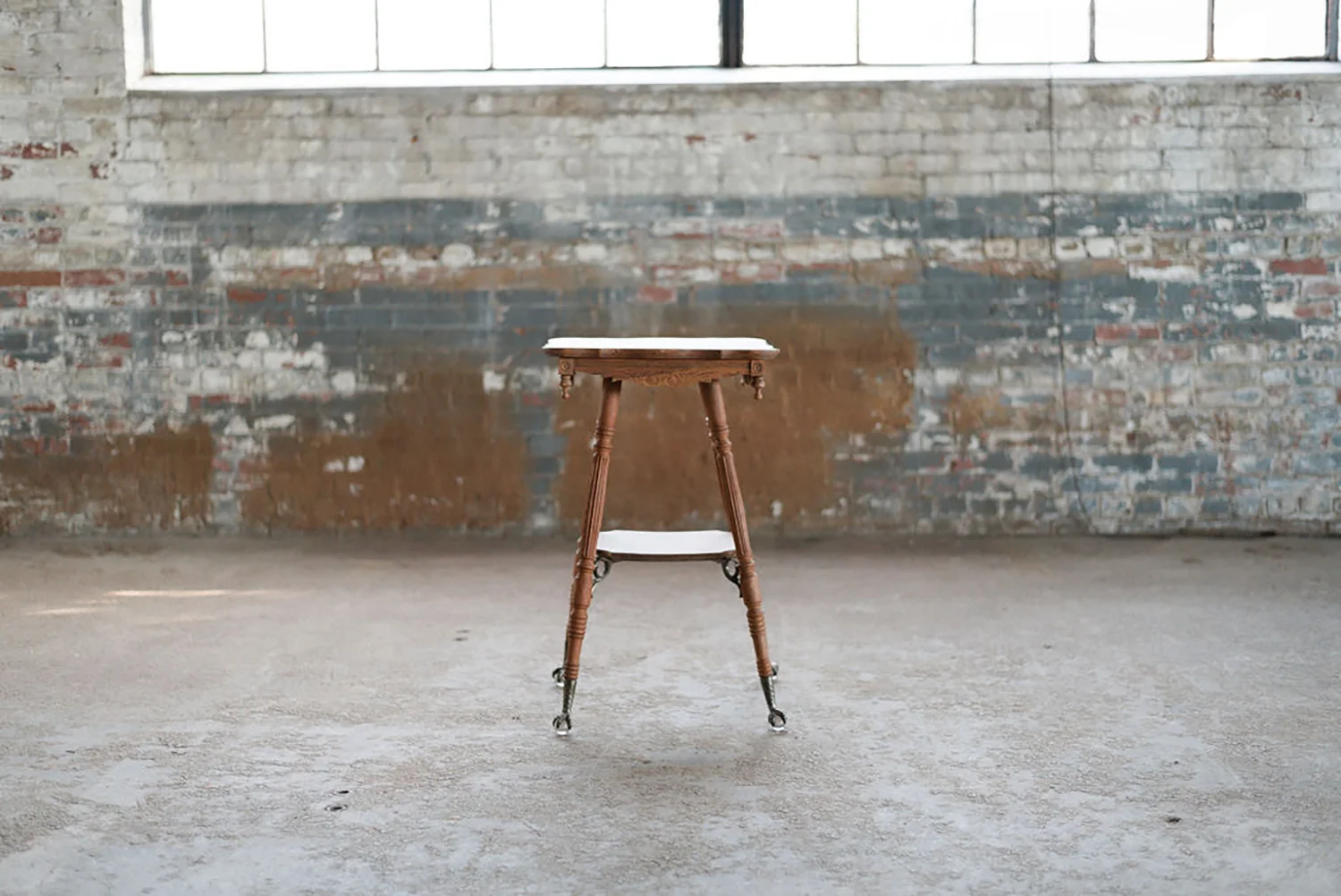 Bates Side Table in Oak