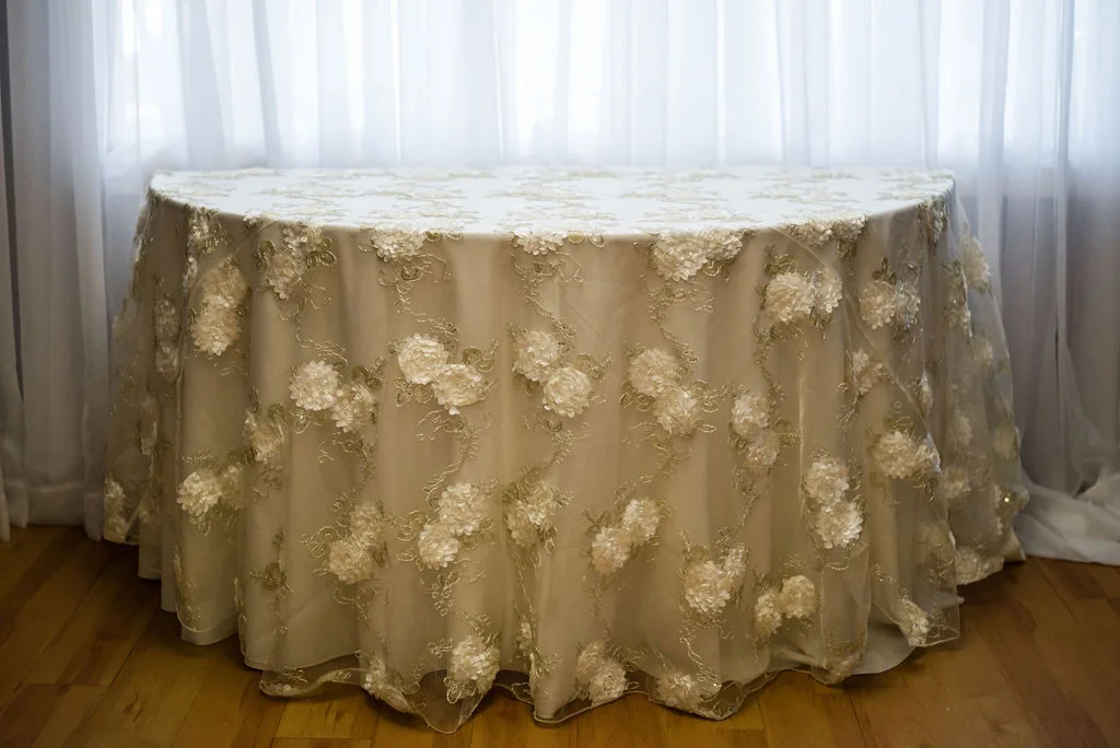 120R Ivory Florette Overlay Linen