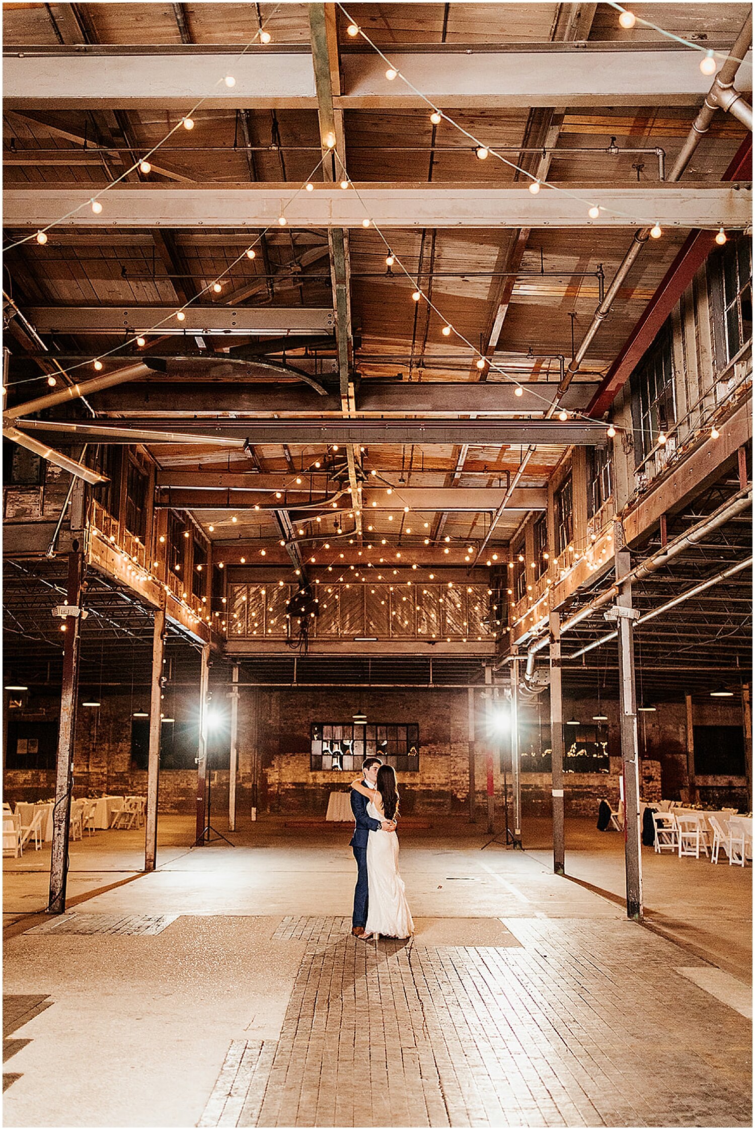  Jacksonville wedding at The Glass Factory 