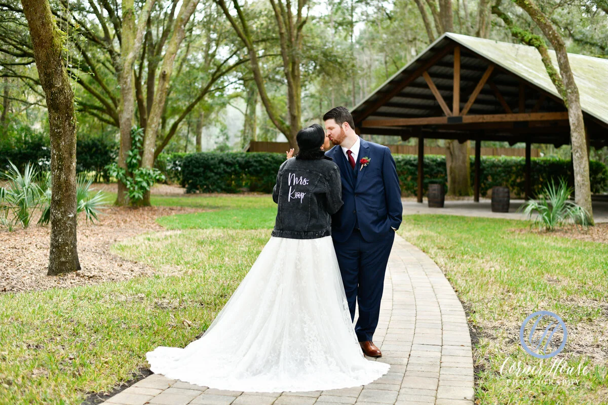 Rosie + Han's Bowing Oaks Plantation Wedding | Jacksonville Wedding Planner