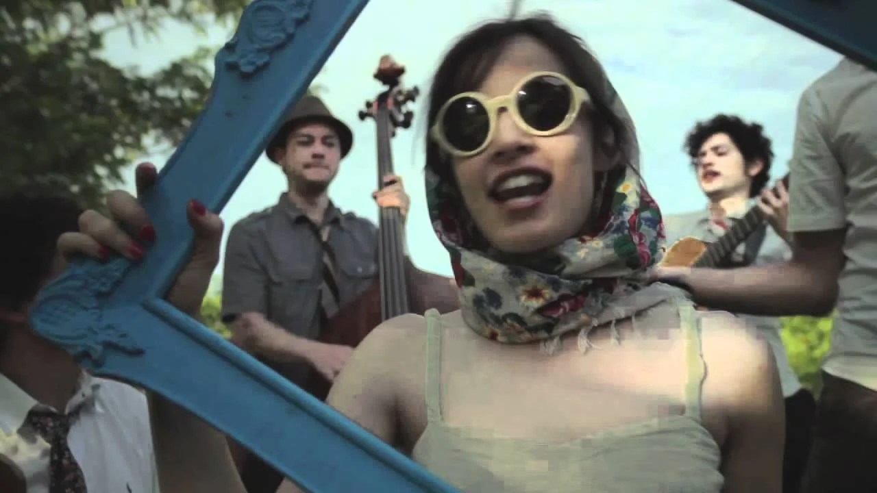 Sabor a mi, Monsieur Periné