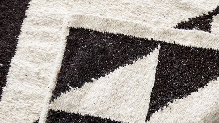 abundant-triangles-rug-o+%281%29.jpg