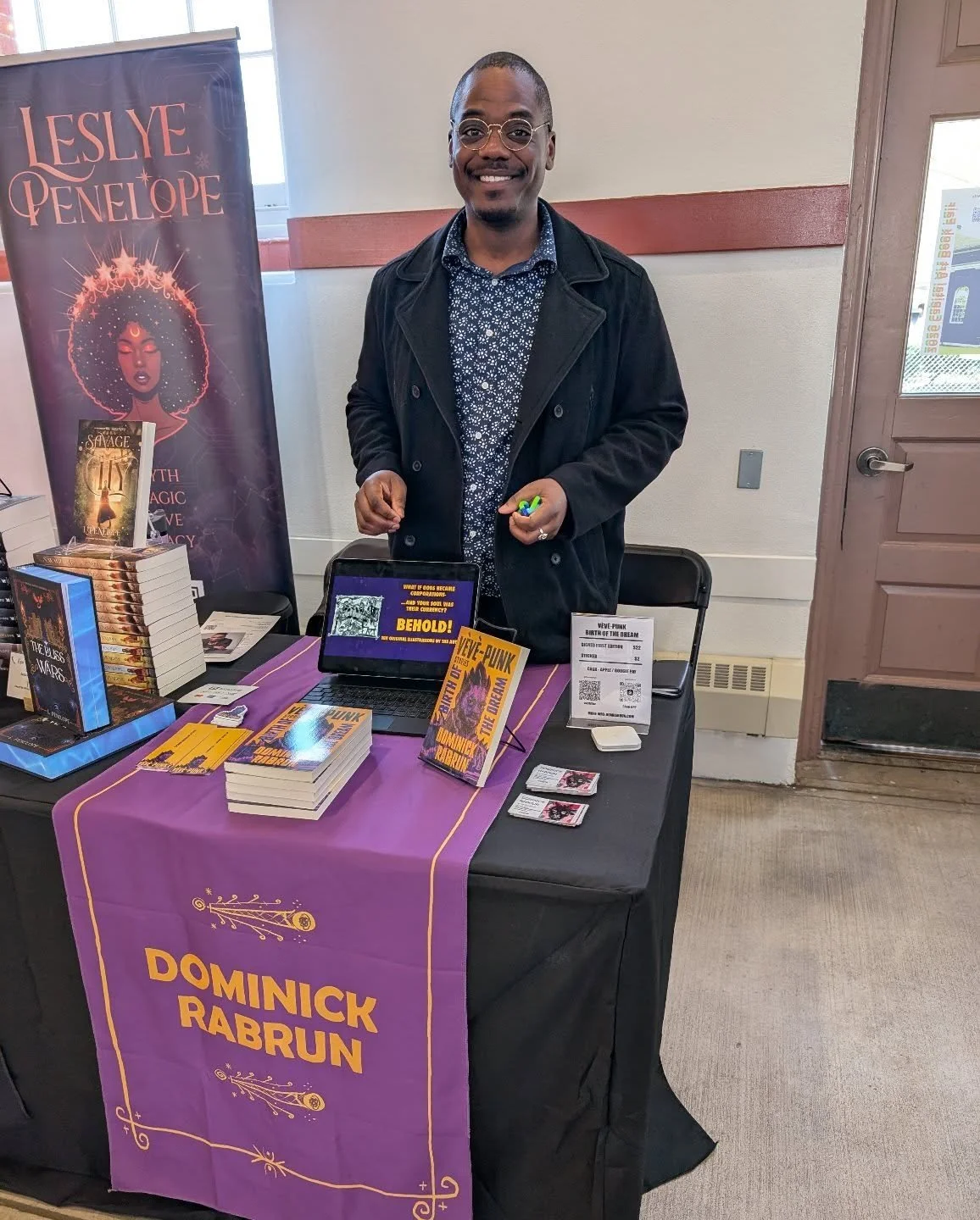 I'm selling my book - V&egrave;v&egrave;-Punk: Birth of the Dream at Capital Art Book Fair @eastcityart this weekend with @leslyepenelope in D.C at Eastern Market!

&bull; Hours: Saturday from 10 a.m. to 5 p.m., and Sunday from 9 a.m. to 4 p.m. 

Fre